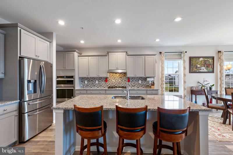 STONEGATE - Residential