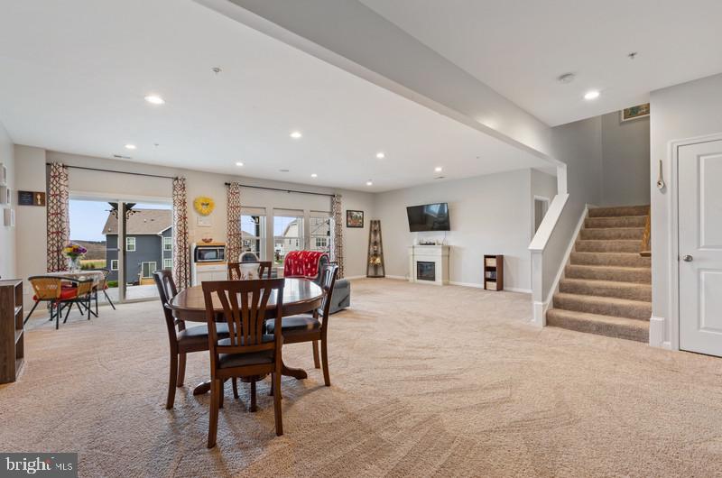 STONEGATE - Residential