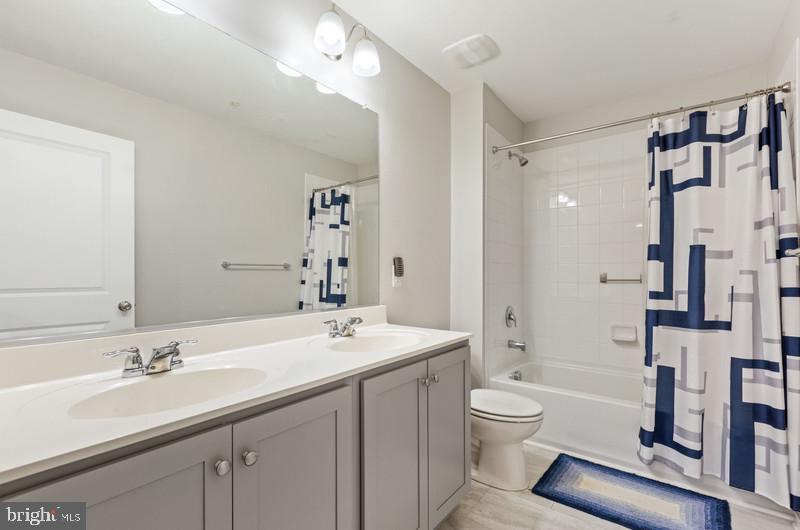 STONEGATE - Residential