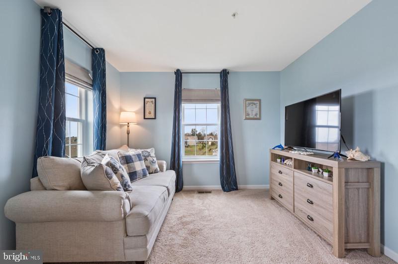 STONEGATE - Residential