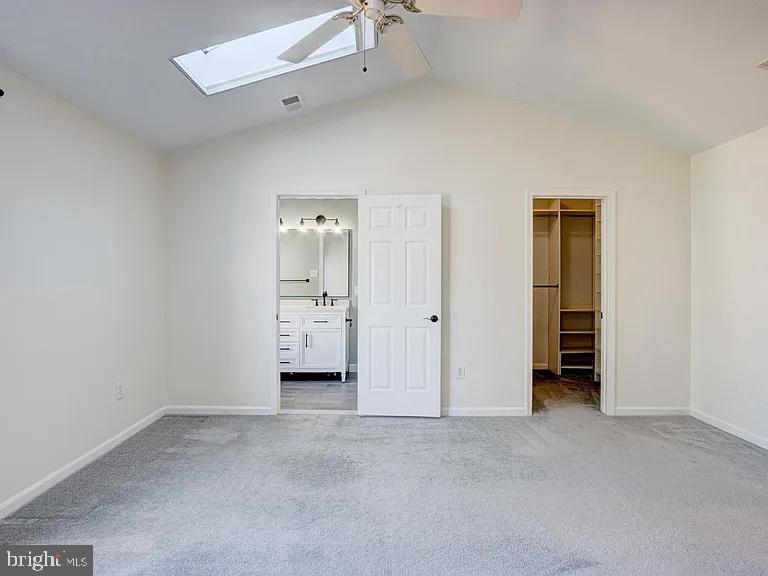 CLOVERLEAF - Residential Lease