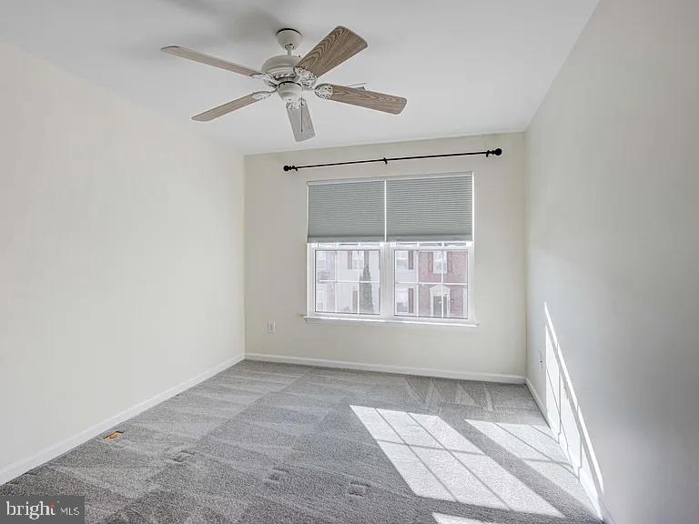 CLOVERLEAF - Residential Lease