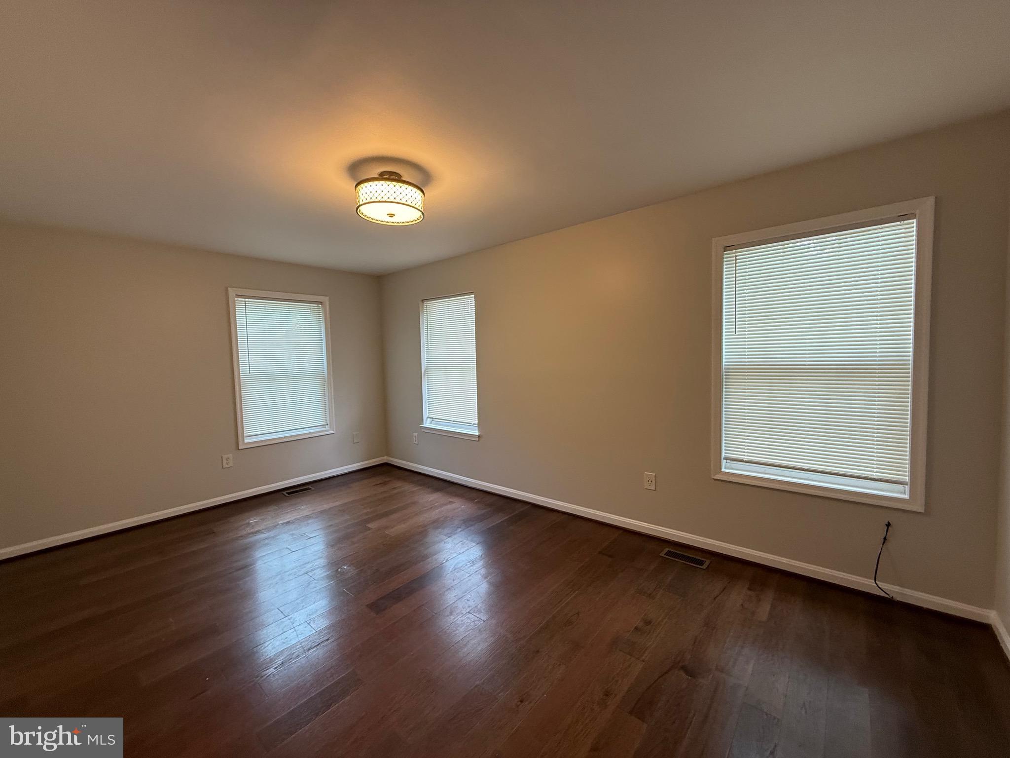 HERITAGE CROSSING - Residential