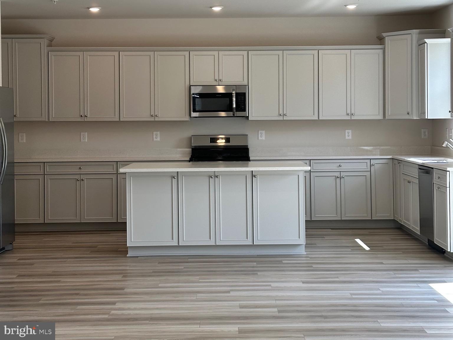 ST CHARLES - Residential