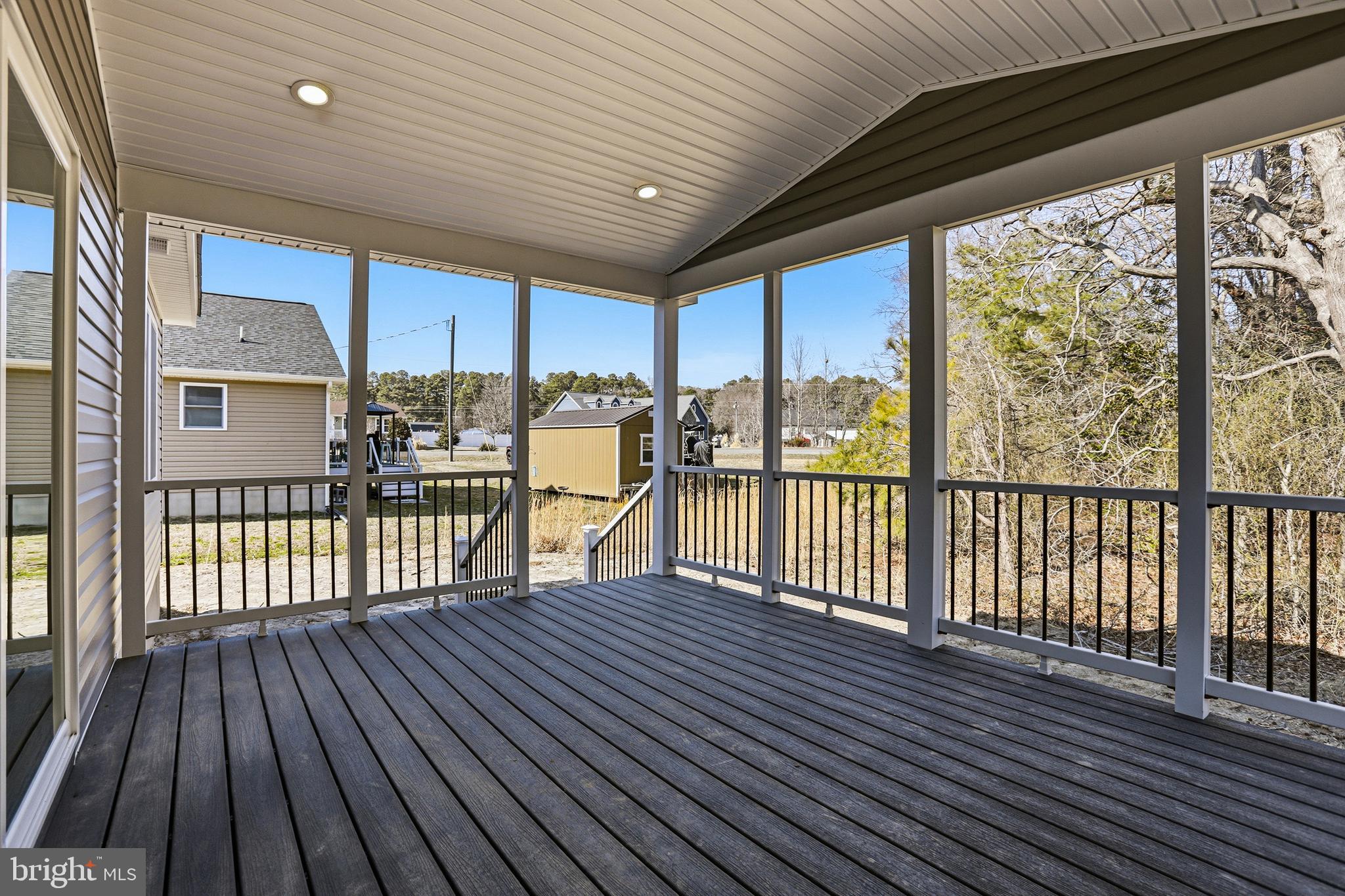 GLEBE HARBOR - Residential