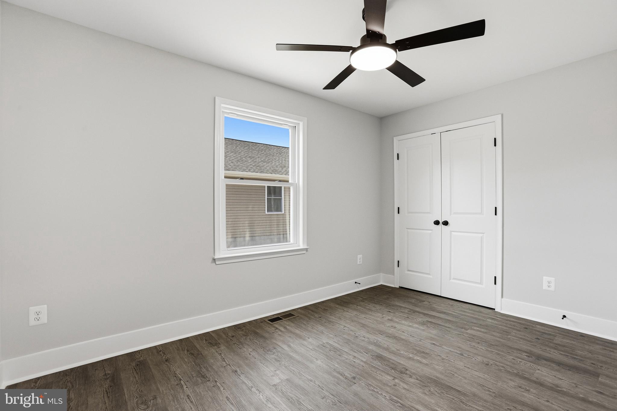 GLEBE HARBOR - Residential