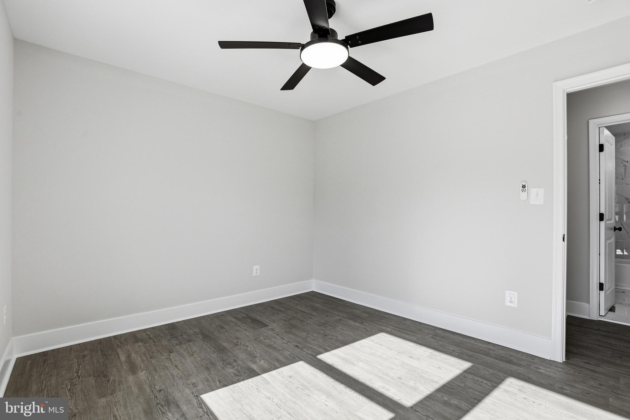 GLEBE HARBOR - Residential