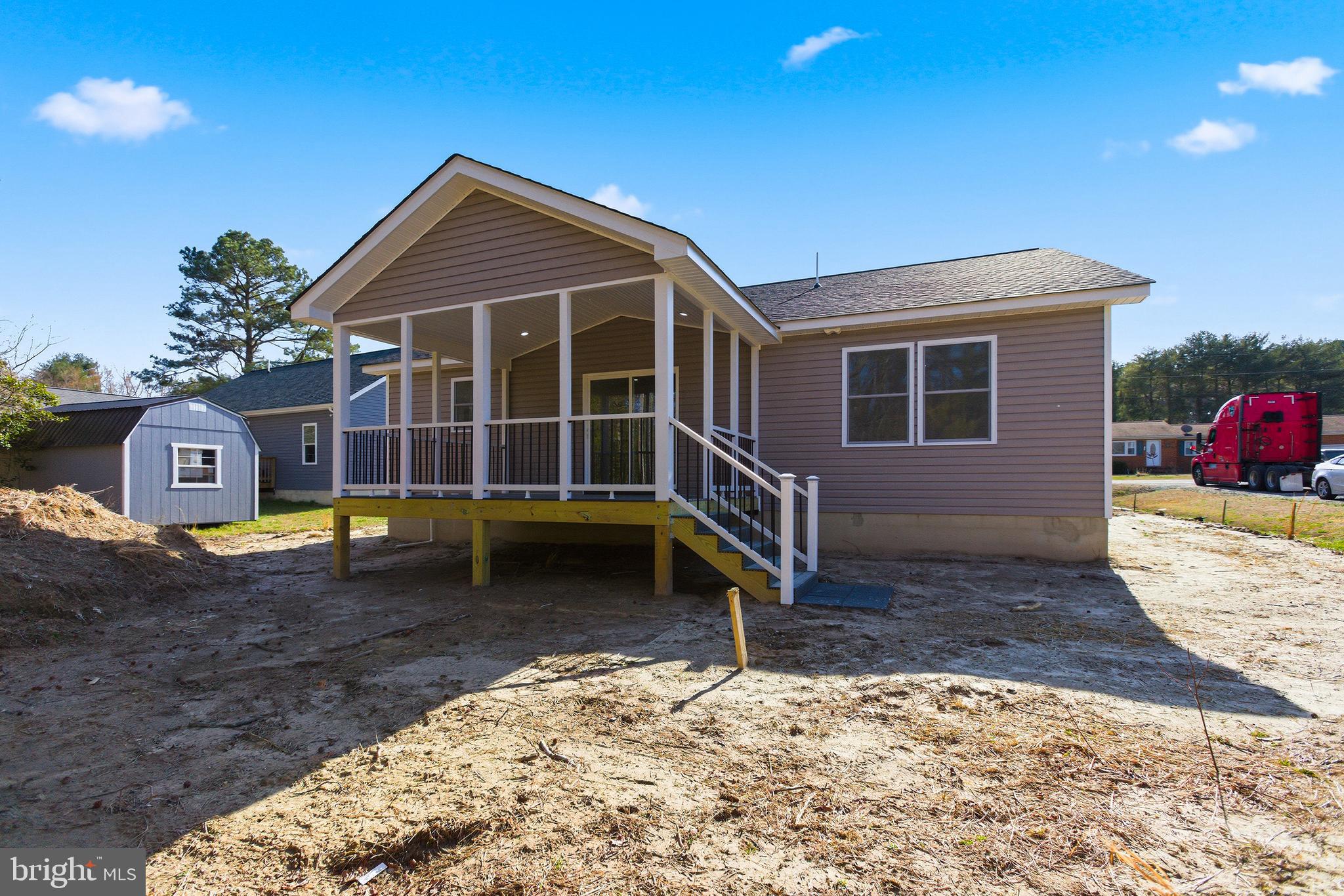 GLEBE HARBOR - Residential
