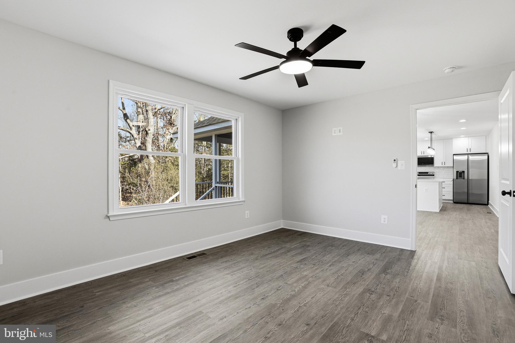 GLEBE HARBOR - Residential