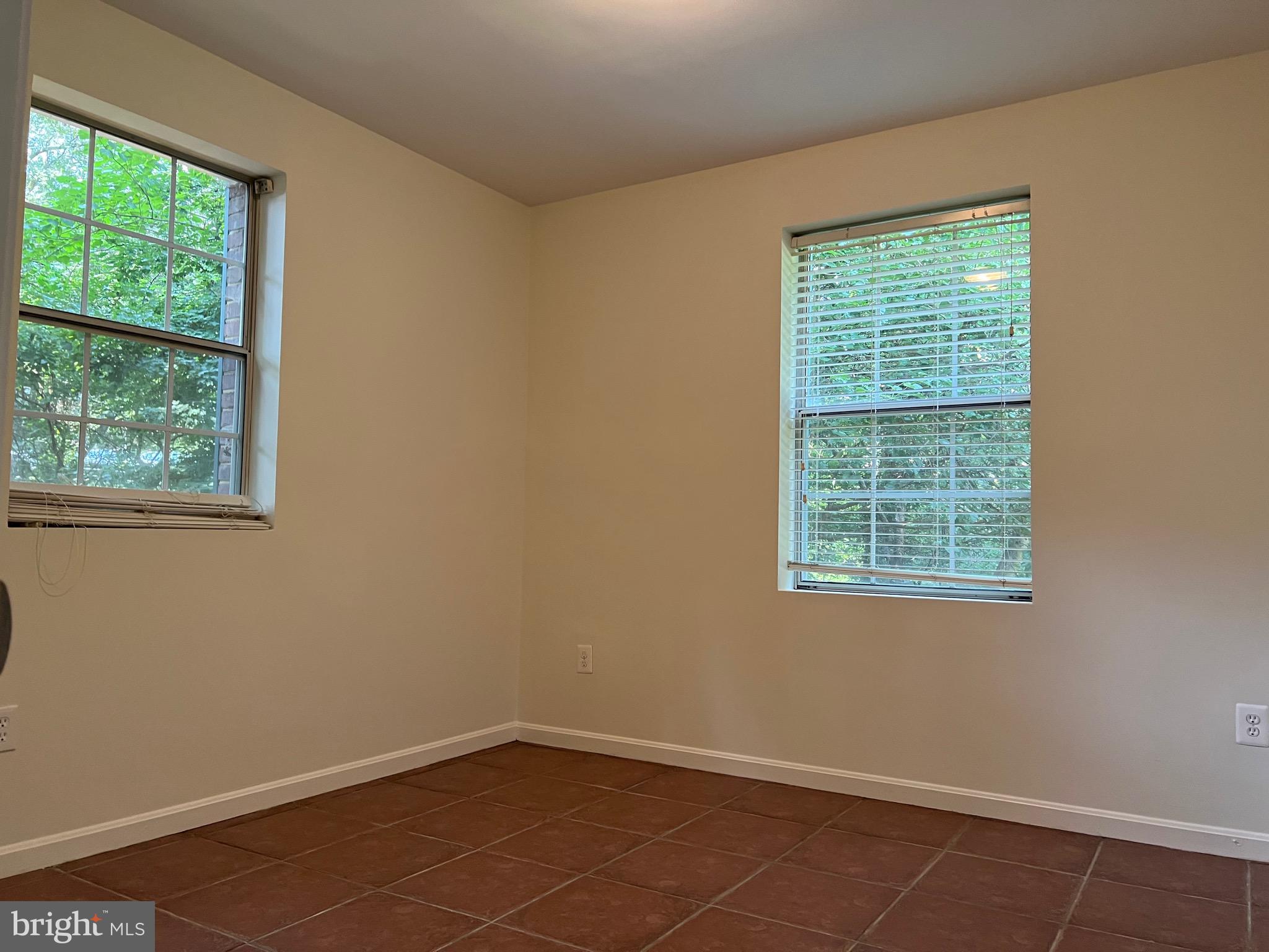 COLONIAL VILLAGE - Residential Lease