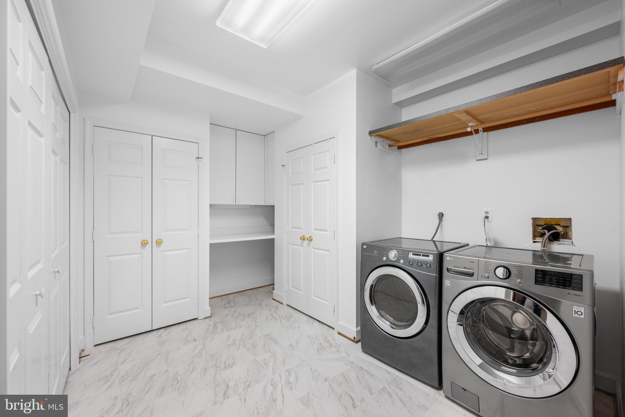 AVENEL - Residential