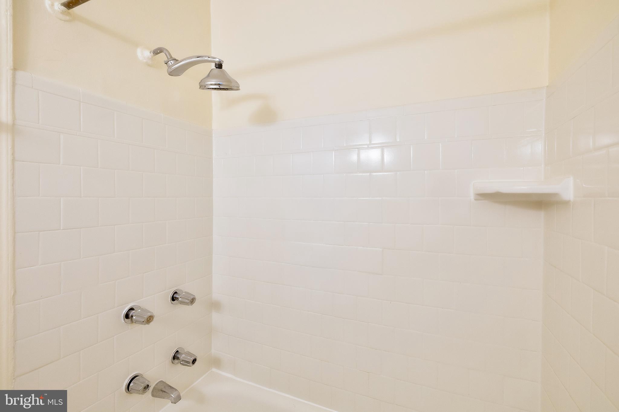 GLOVER PARK - Residential Lease
