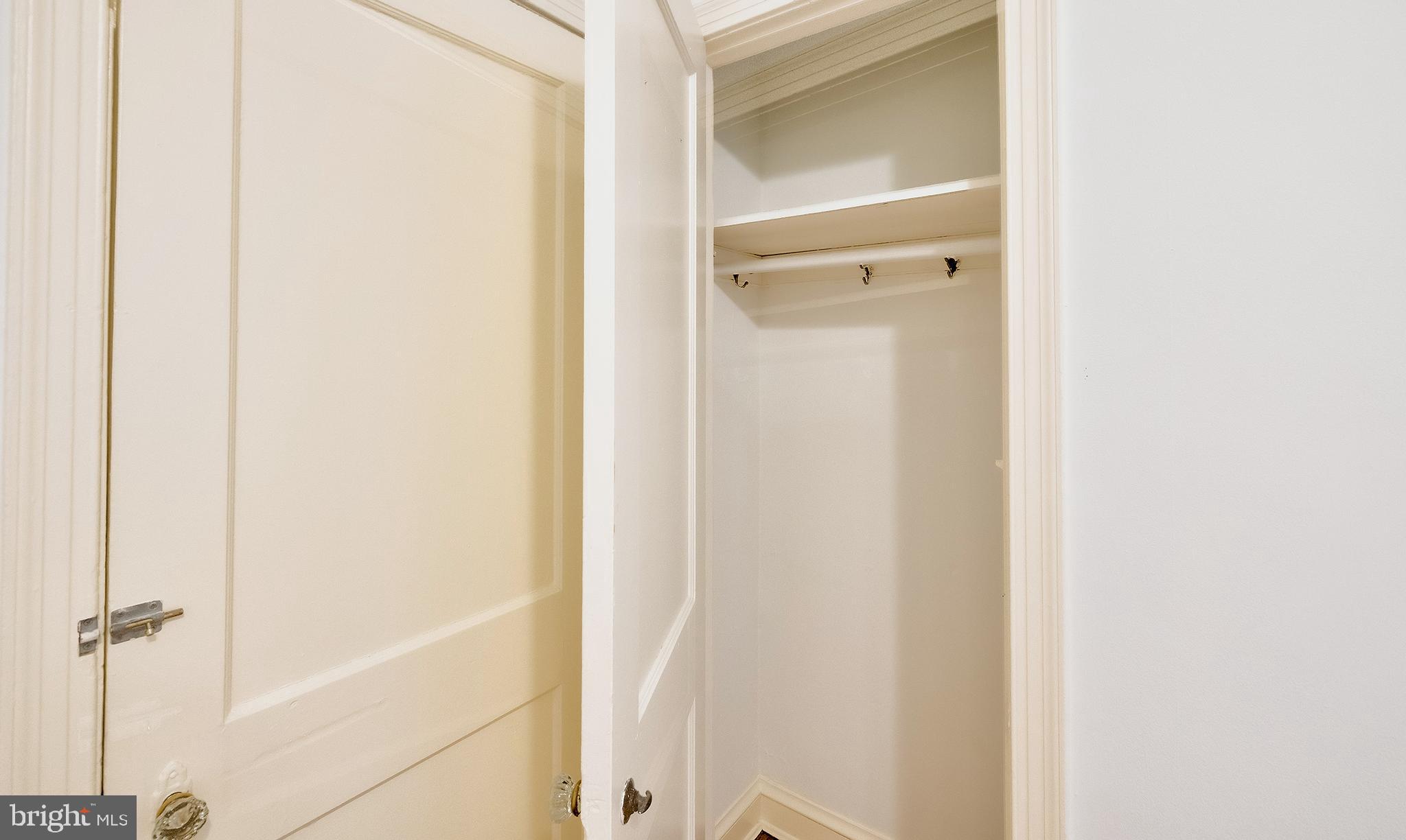 GLOVER PARK - Residential Lease