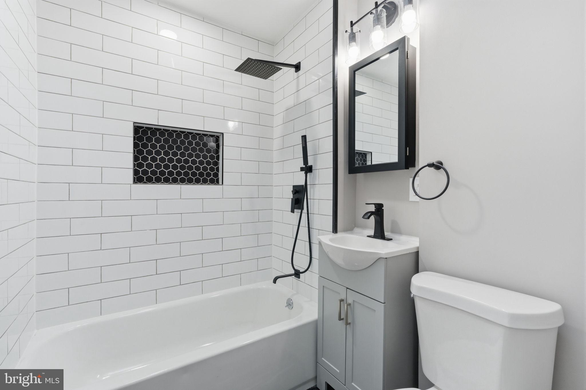 LAWNDALE - Residential