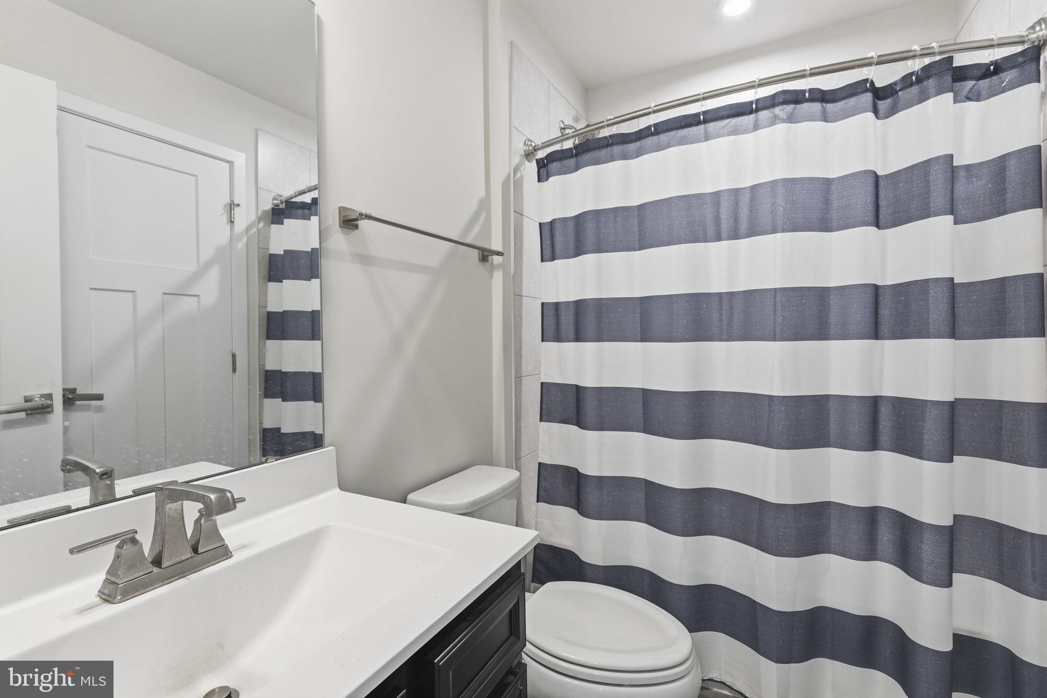 ELKRIDGE CROSSING - Residential