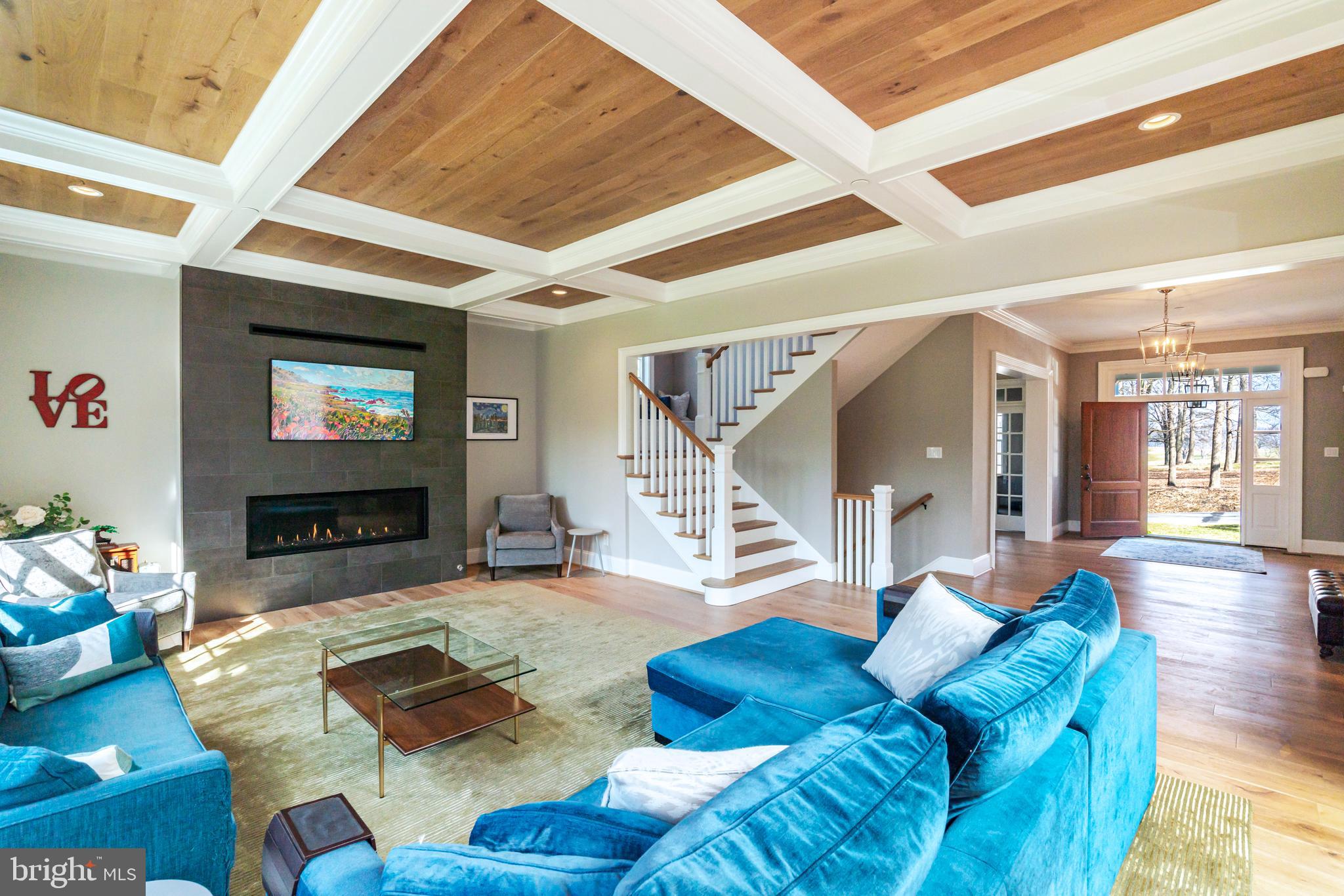 GLADWYNE - Residential