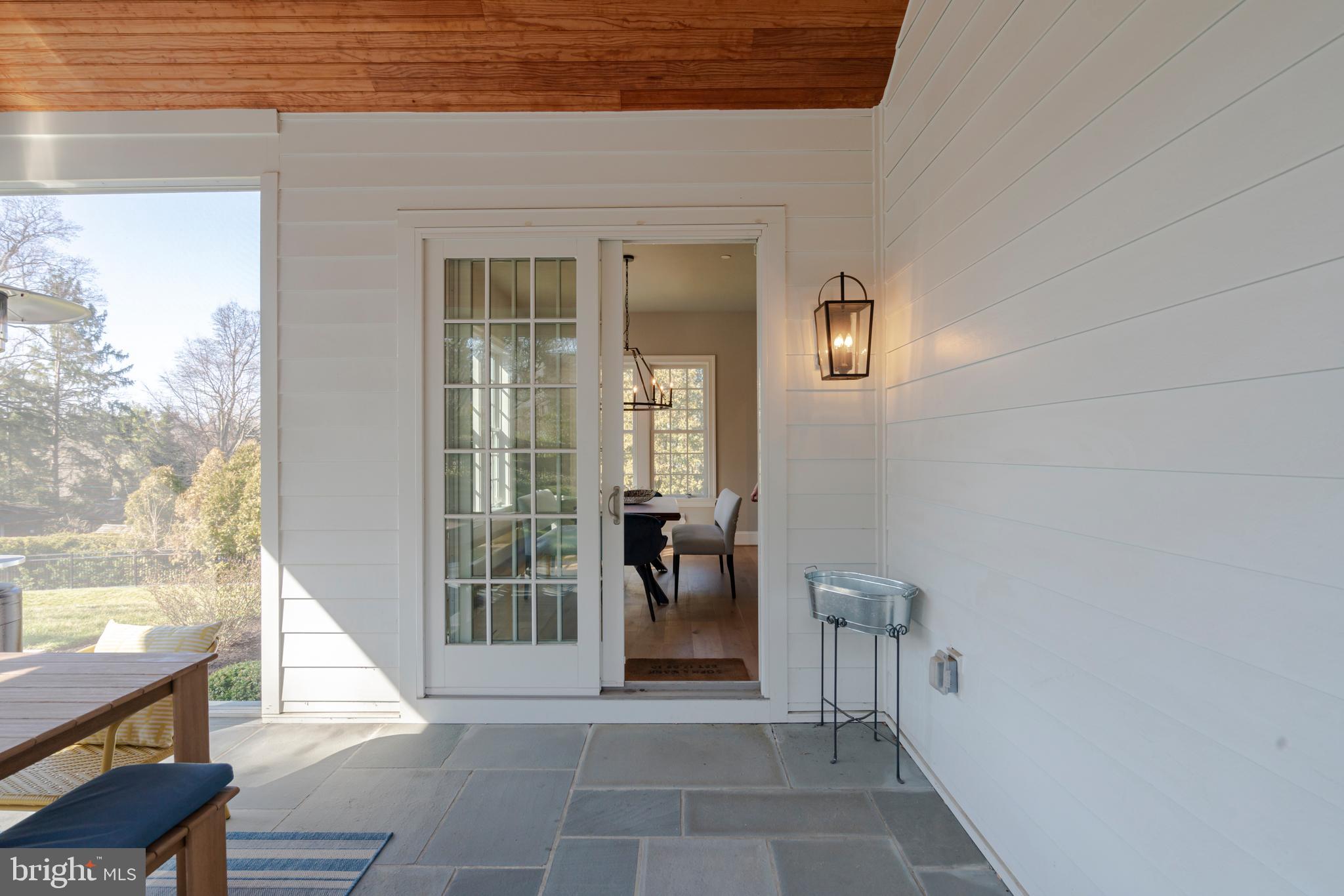 GLADWYNE - Residential