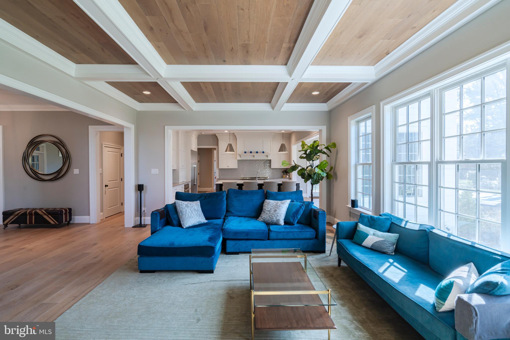 GLADWYNE - Residential