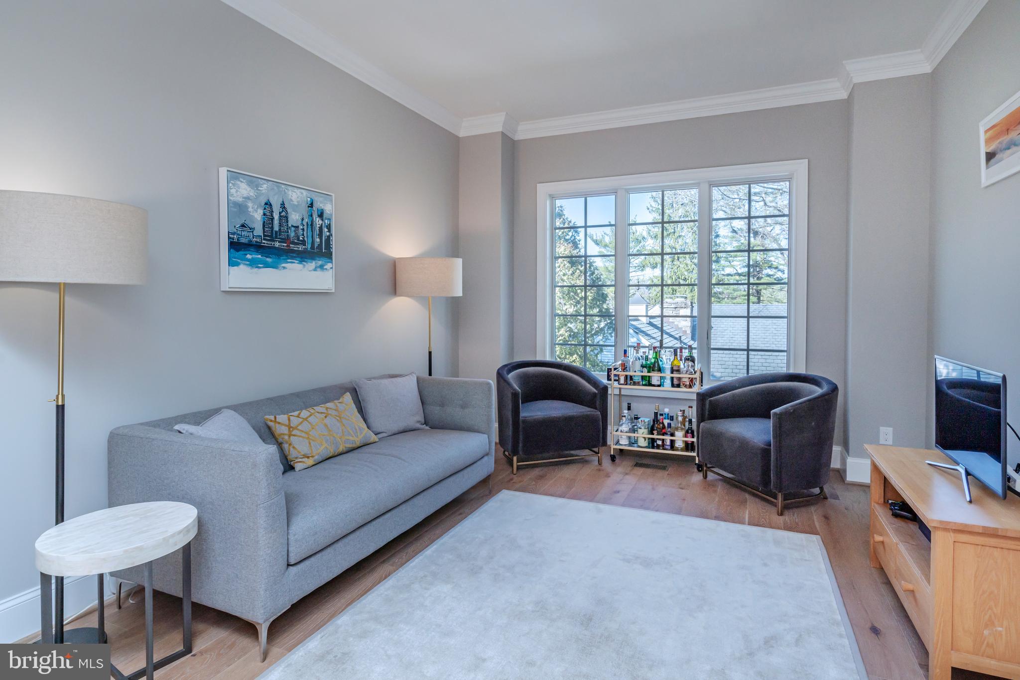 GLADWYNE - Residential