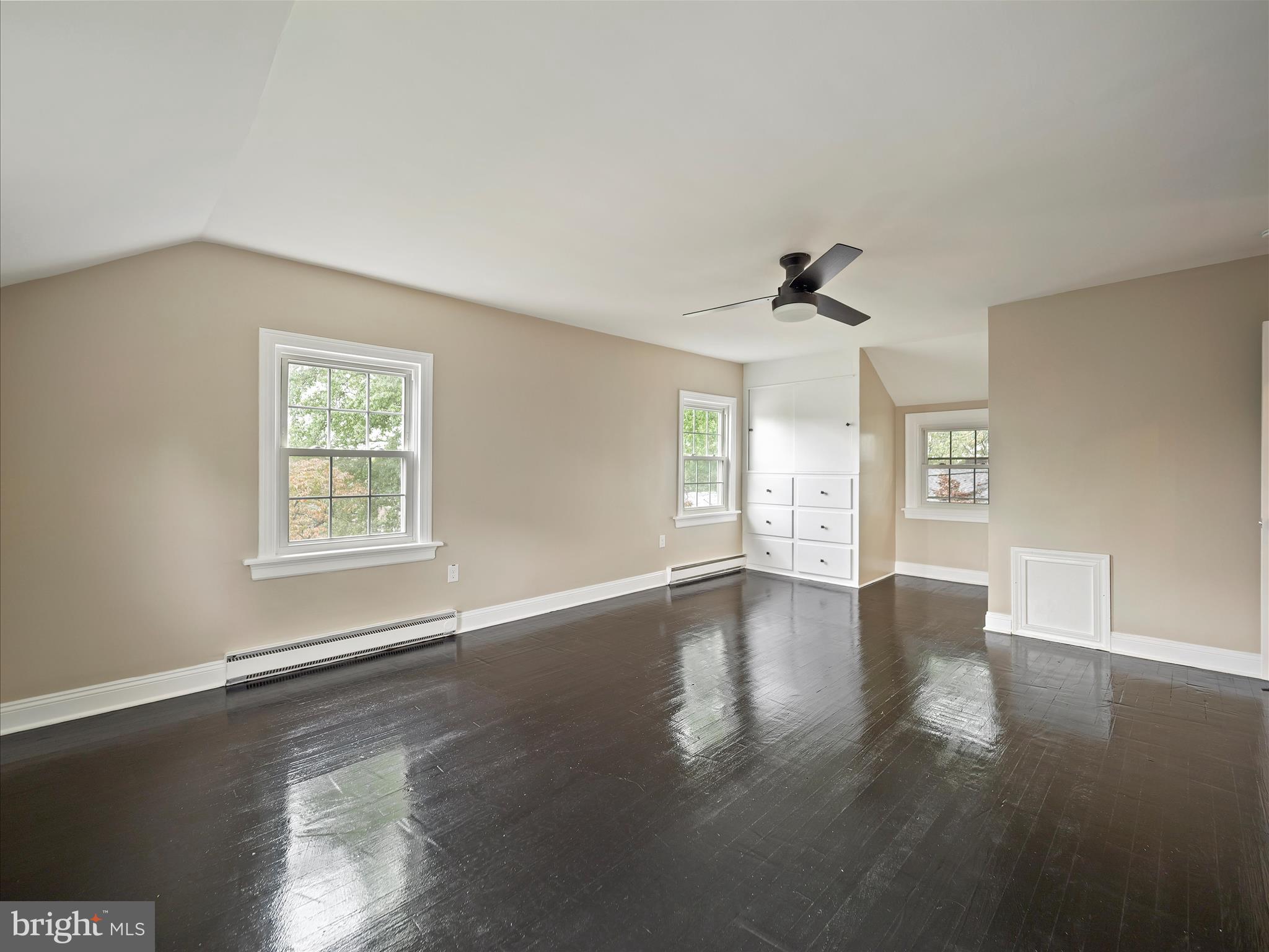 NORTH END - Residential