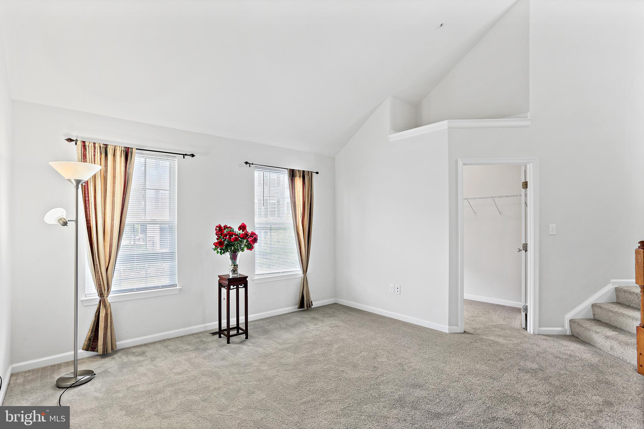 BELMONT STATION - Residential