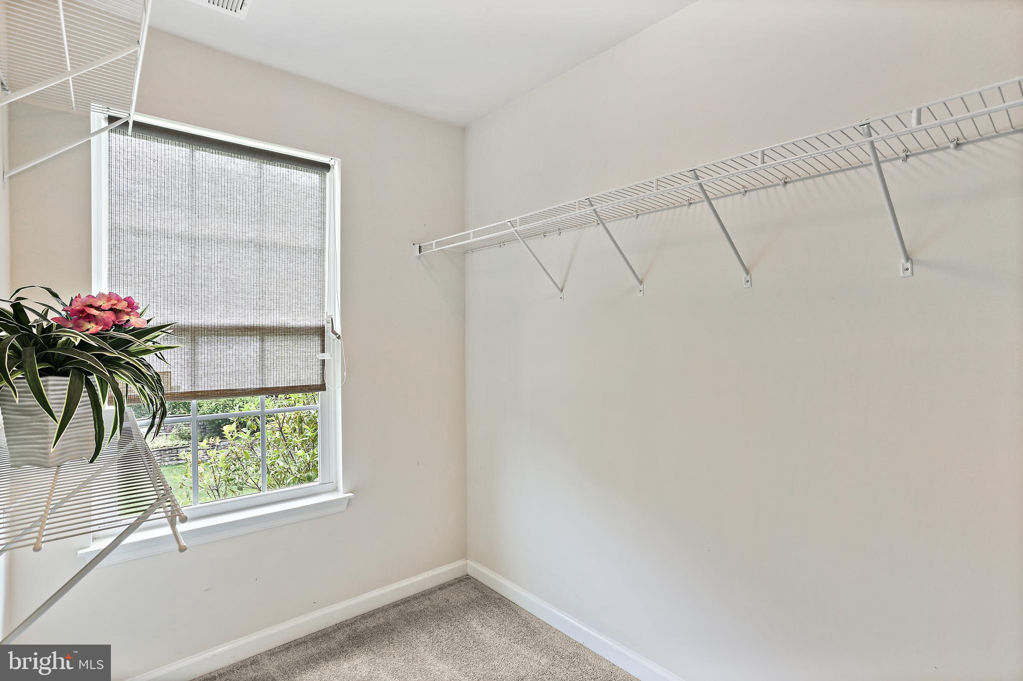 BELMONT STATION - Residential