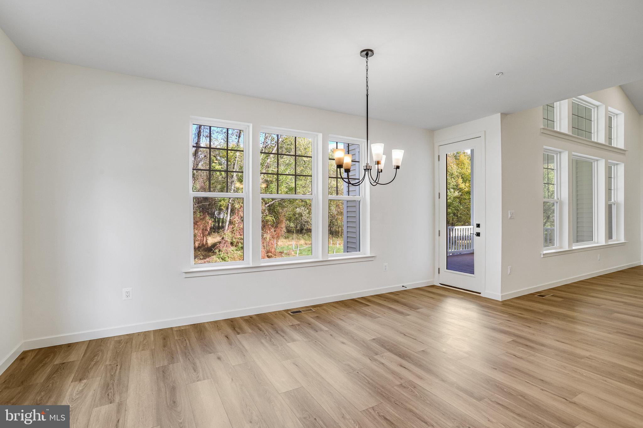 WORTHINGTON GROVE - Residential