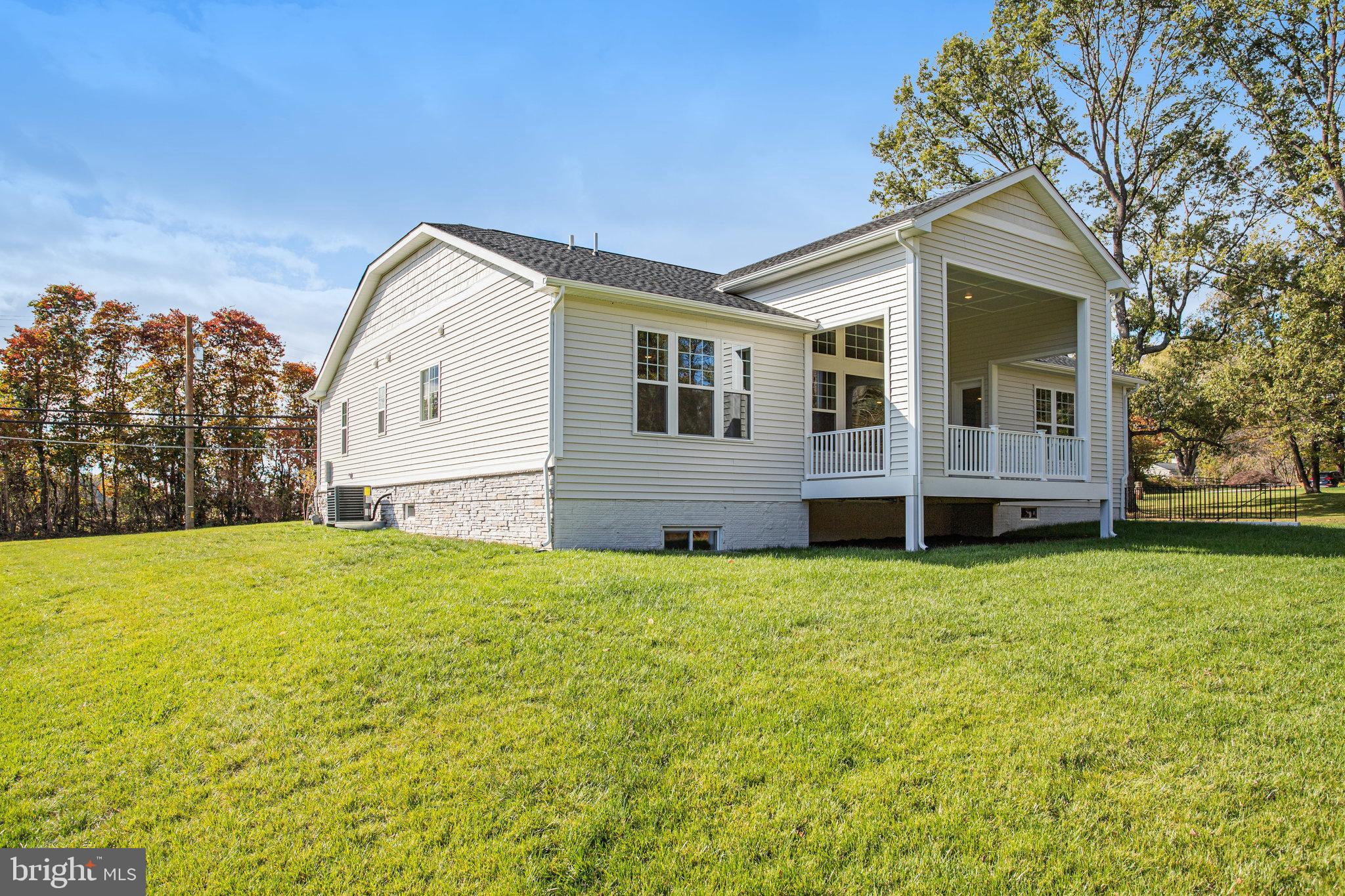 WORTHINGTON GROVE - Residential