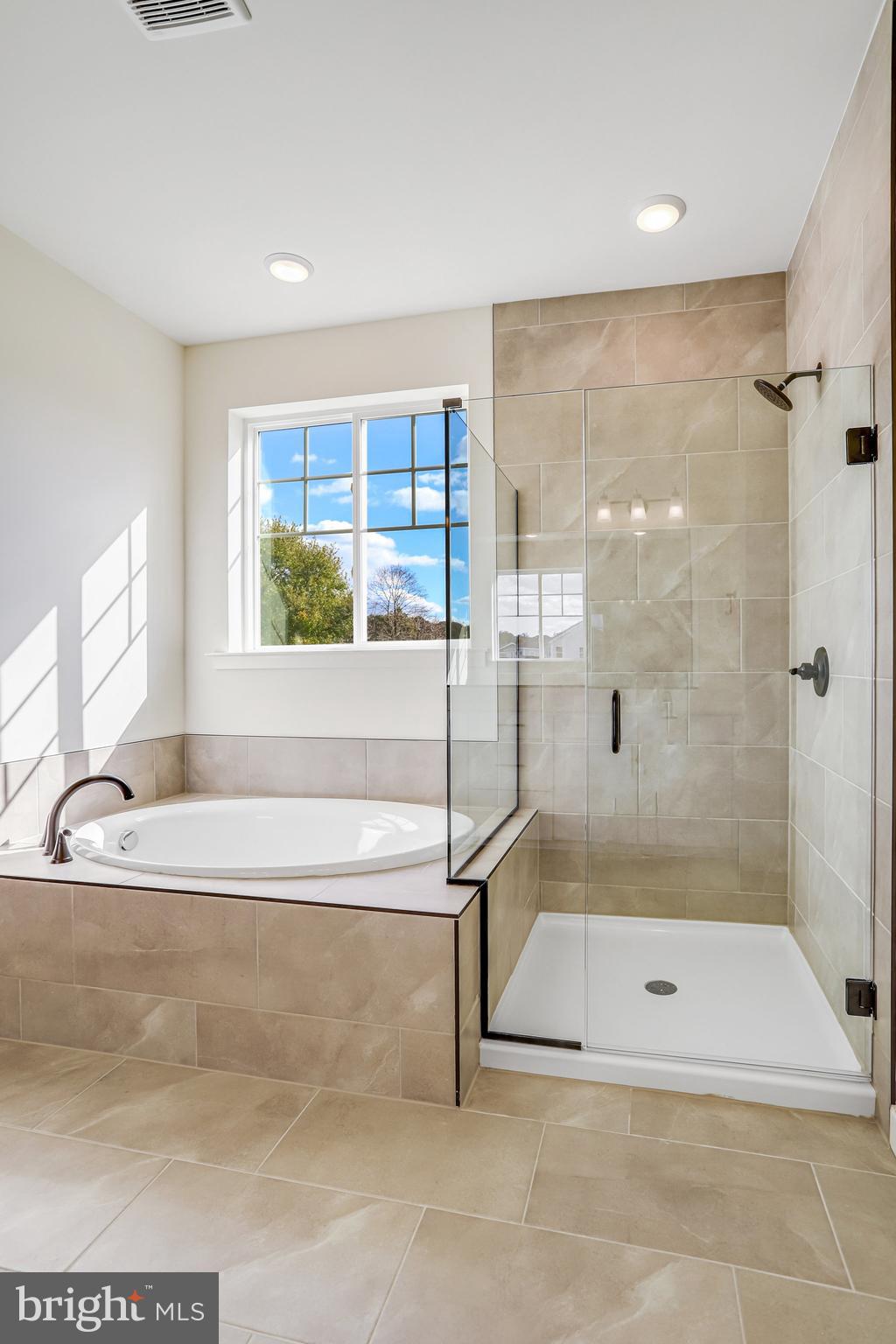 WORTHINGTON GROVE - Residential