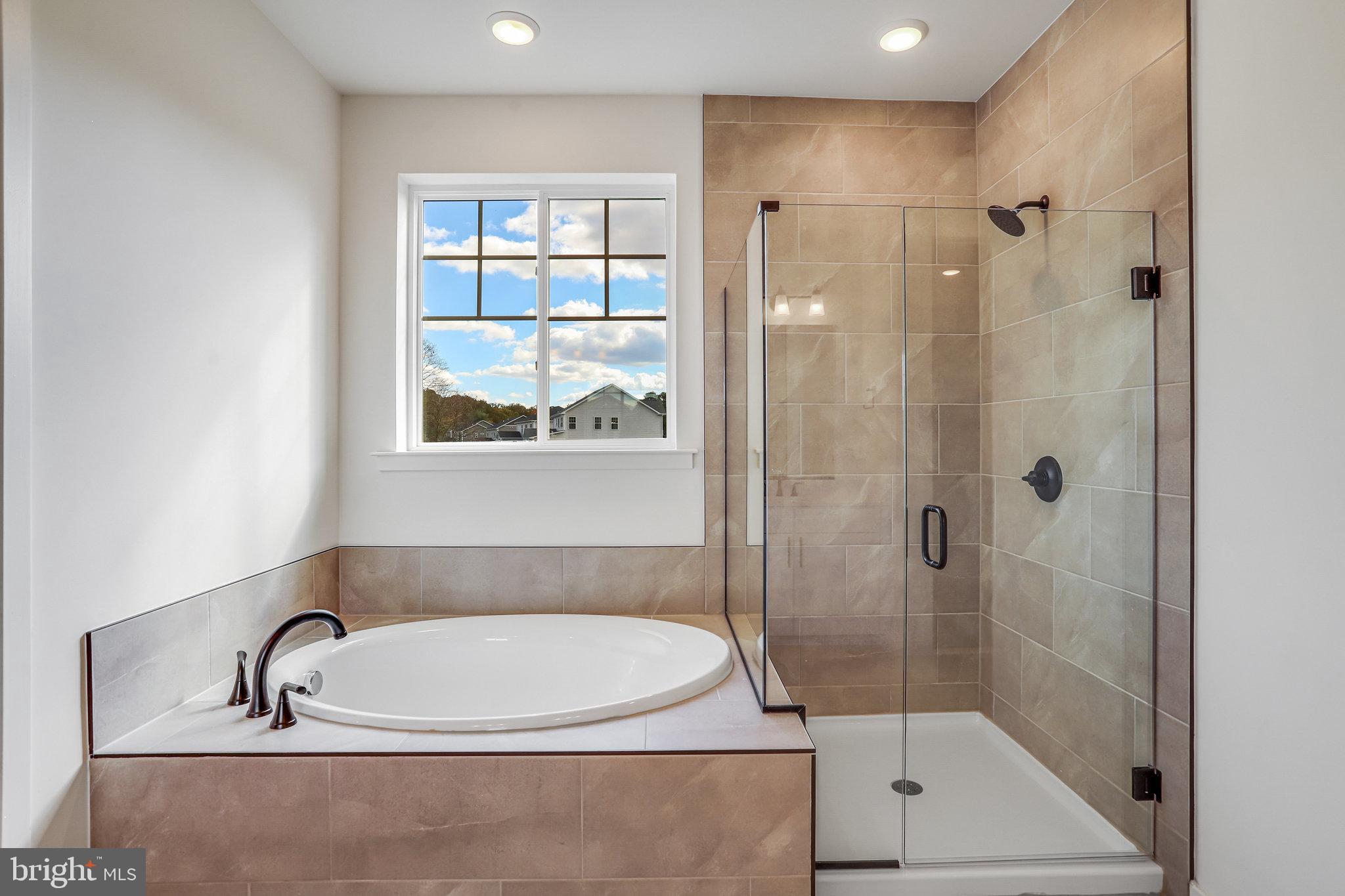 WORTHINGTON GROVE - Residential