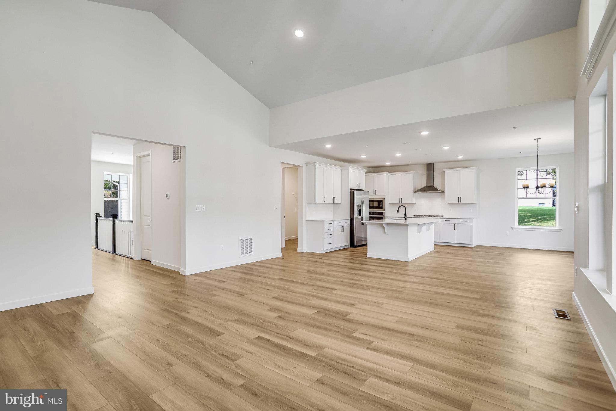 WORTHINGTON GROVE - Residential