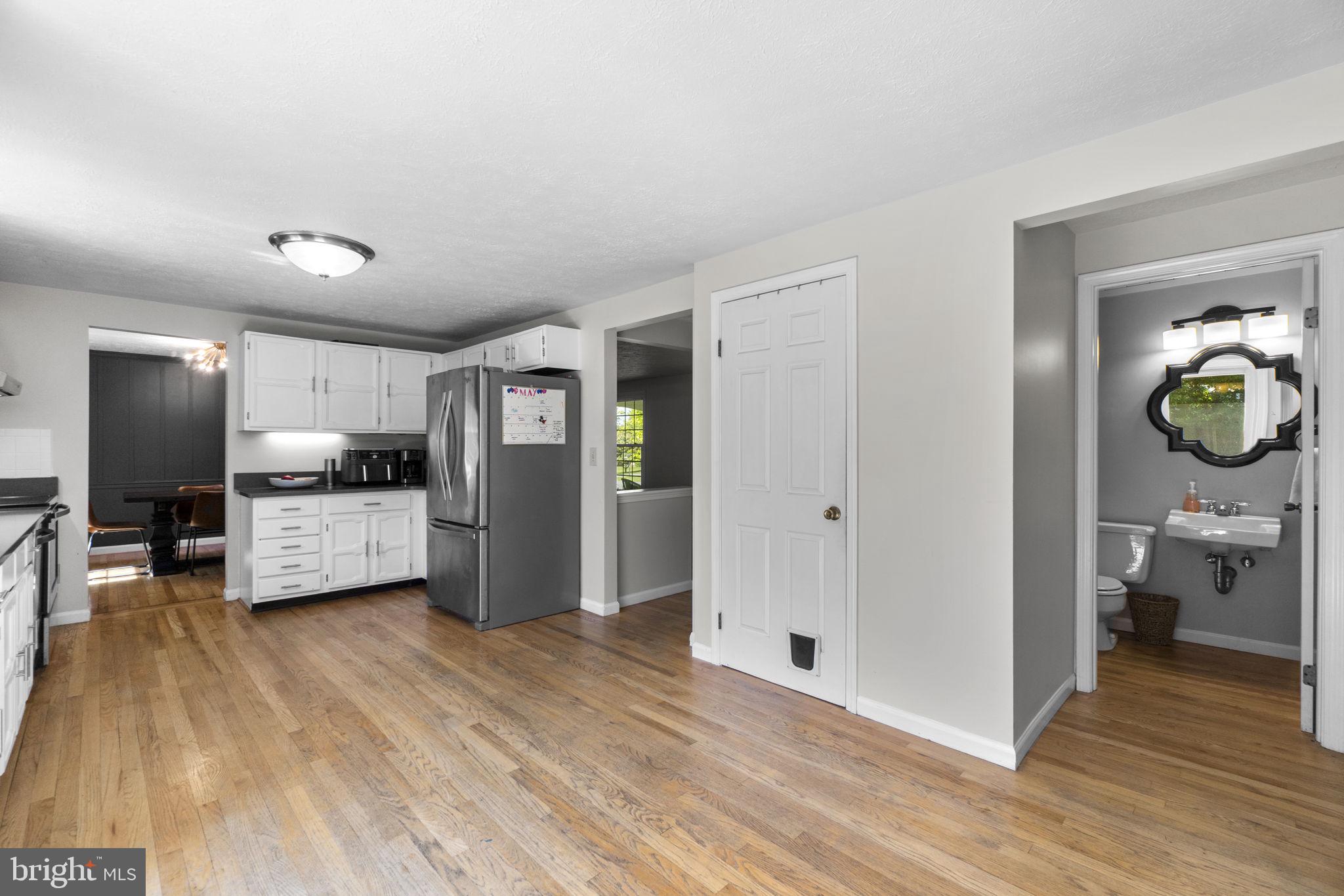 GLADE MANOR - Residential