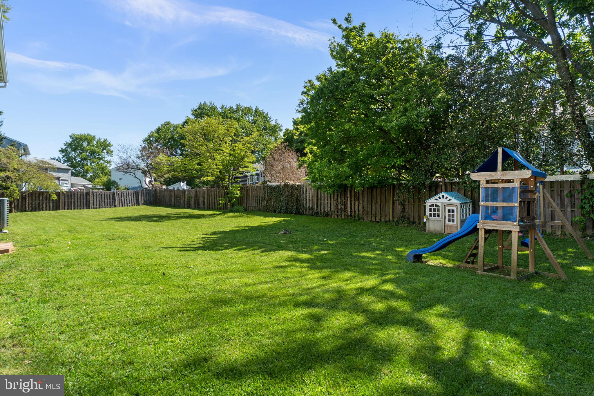 GLADE MANOR - Residential