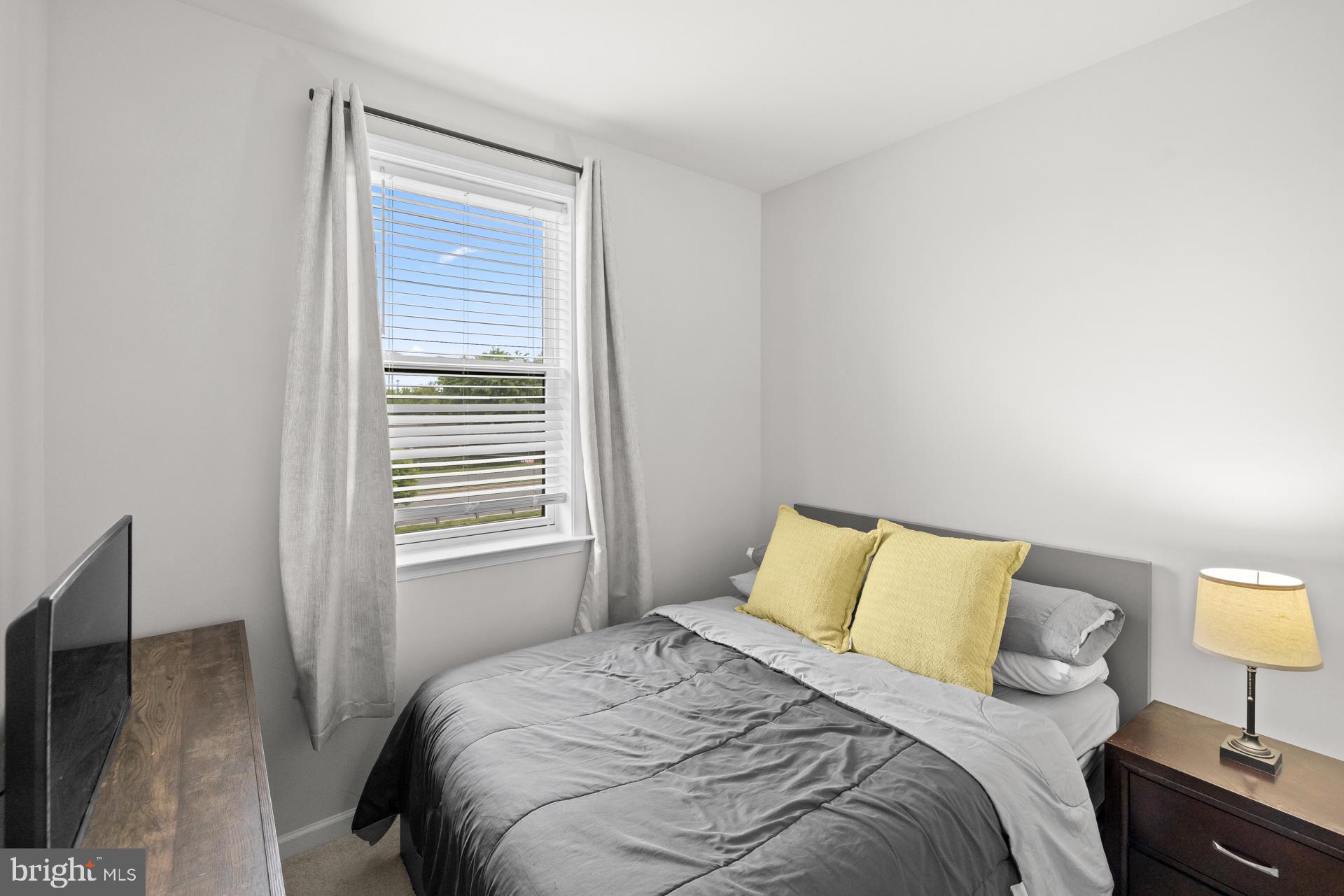 VISTA GARDENS - Residential