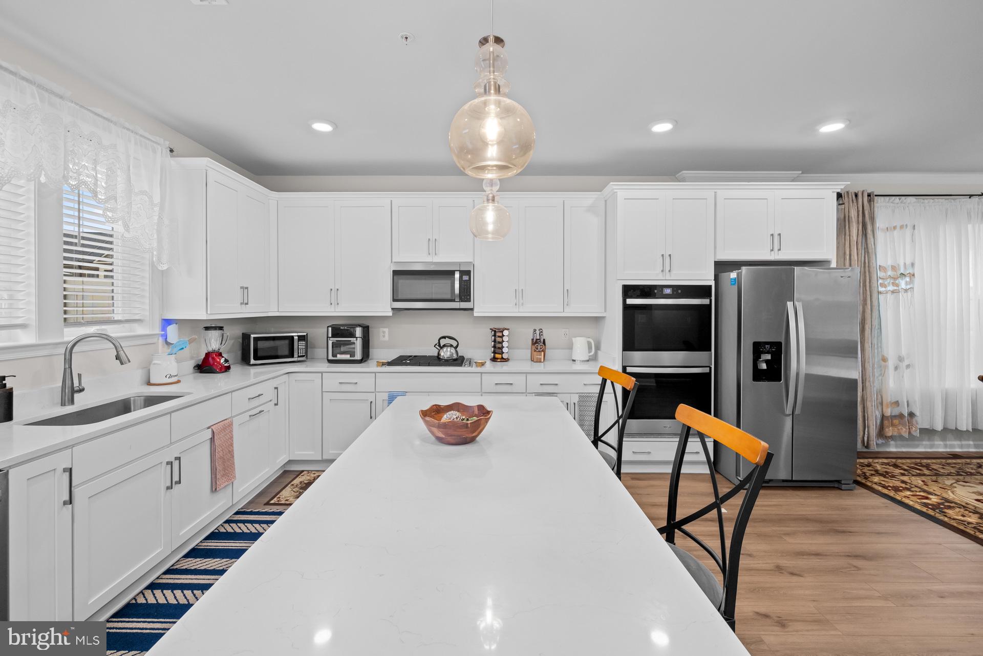 VISTA GARDENS - Residential