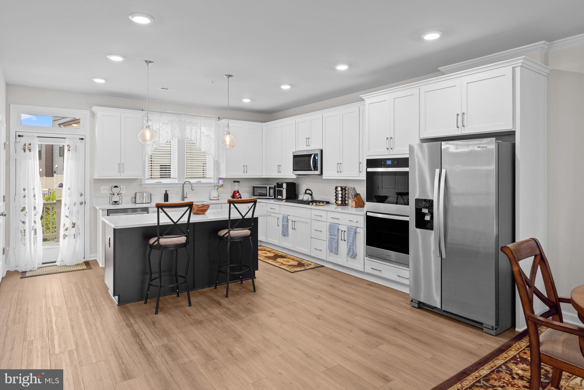 VISTA GARDENS - Residential