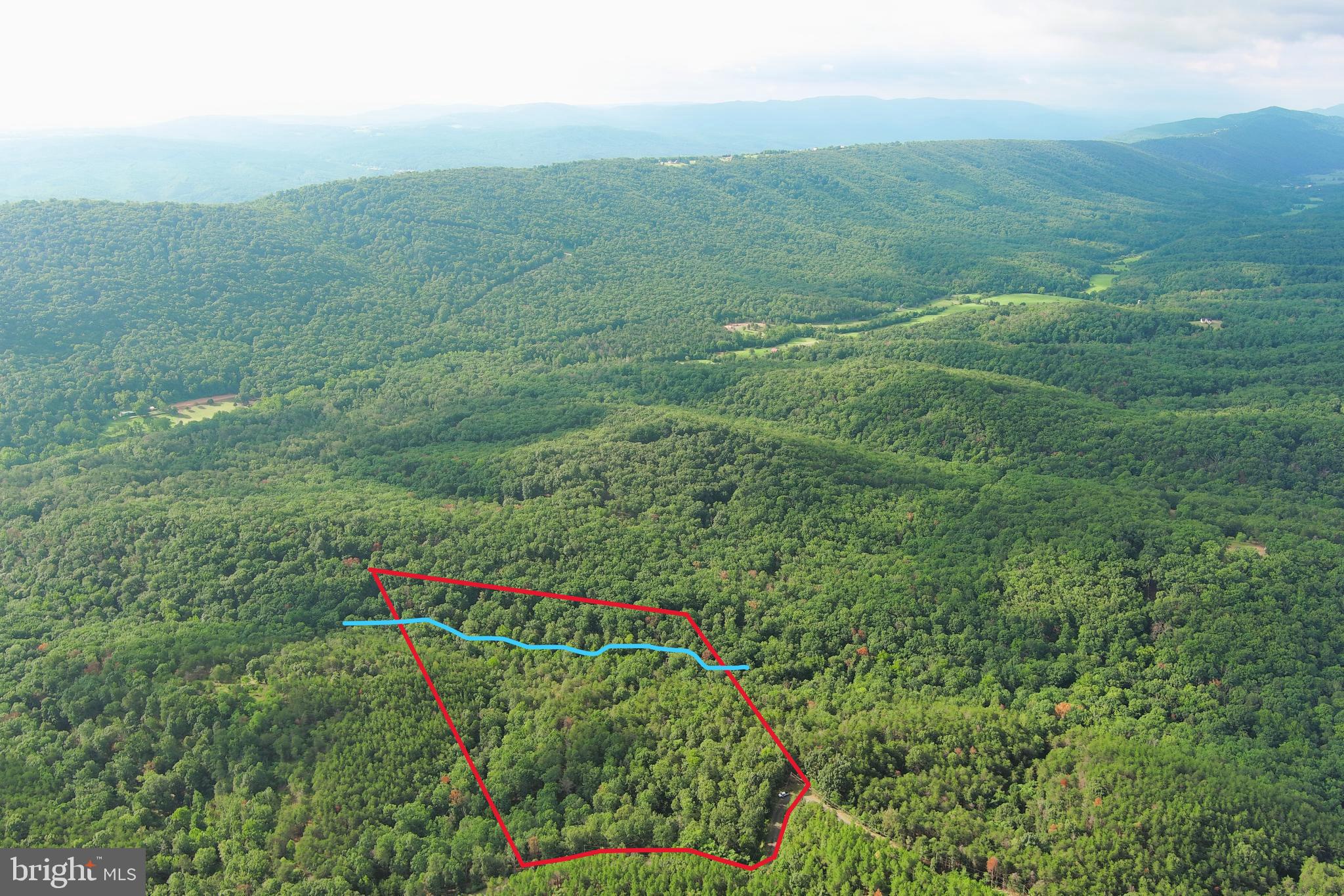 190 BLUFFS ON THE POTOMAC