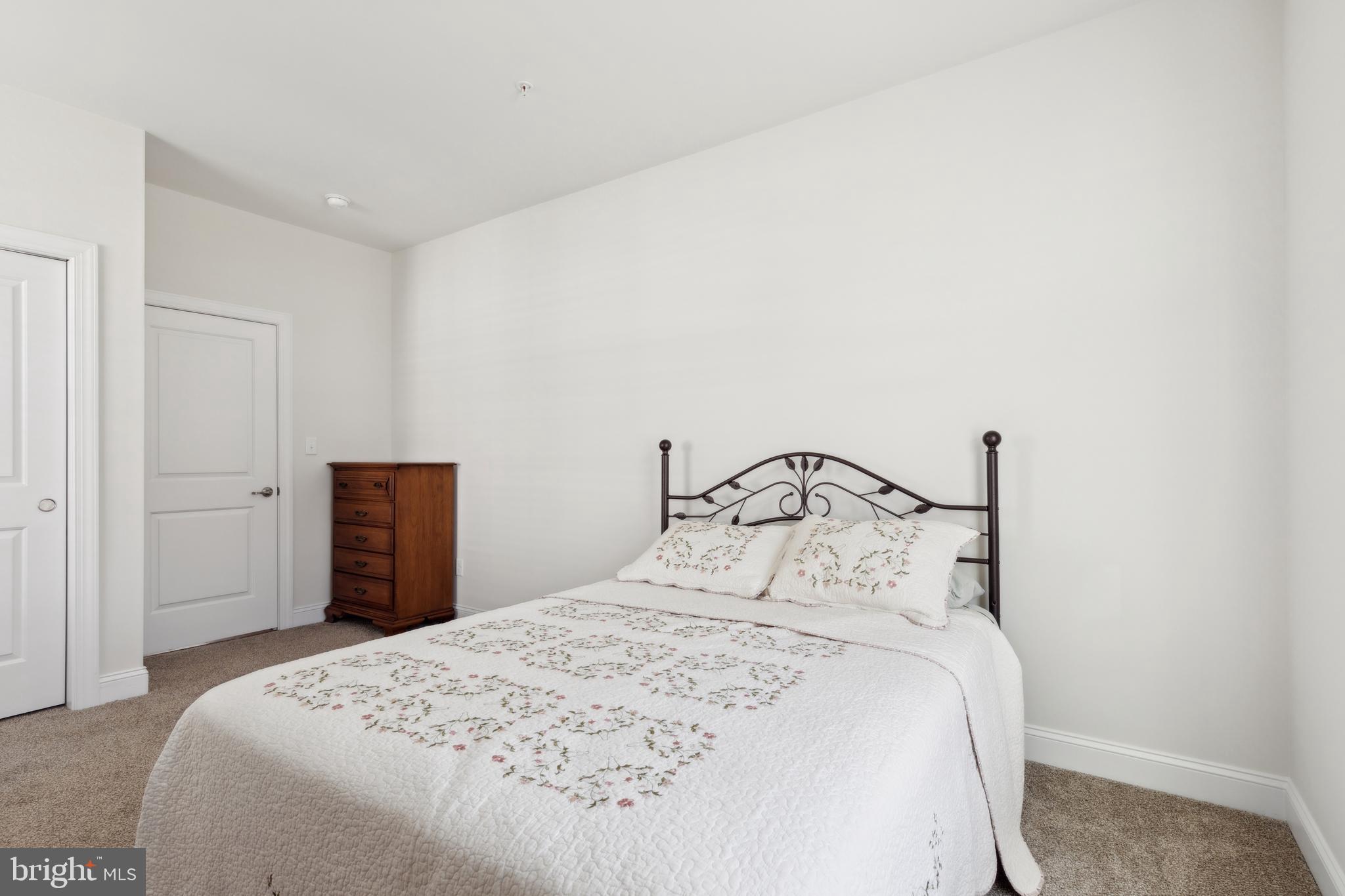 BAY BRIDGE COVE - Residential