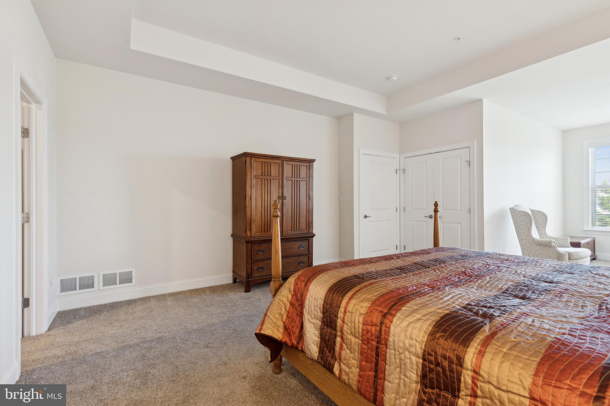 BAY BRIDGE COVE - Residential