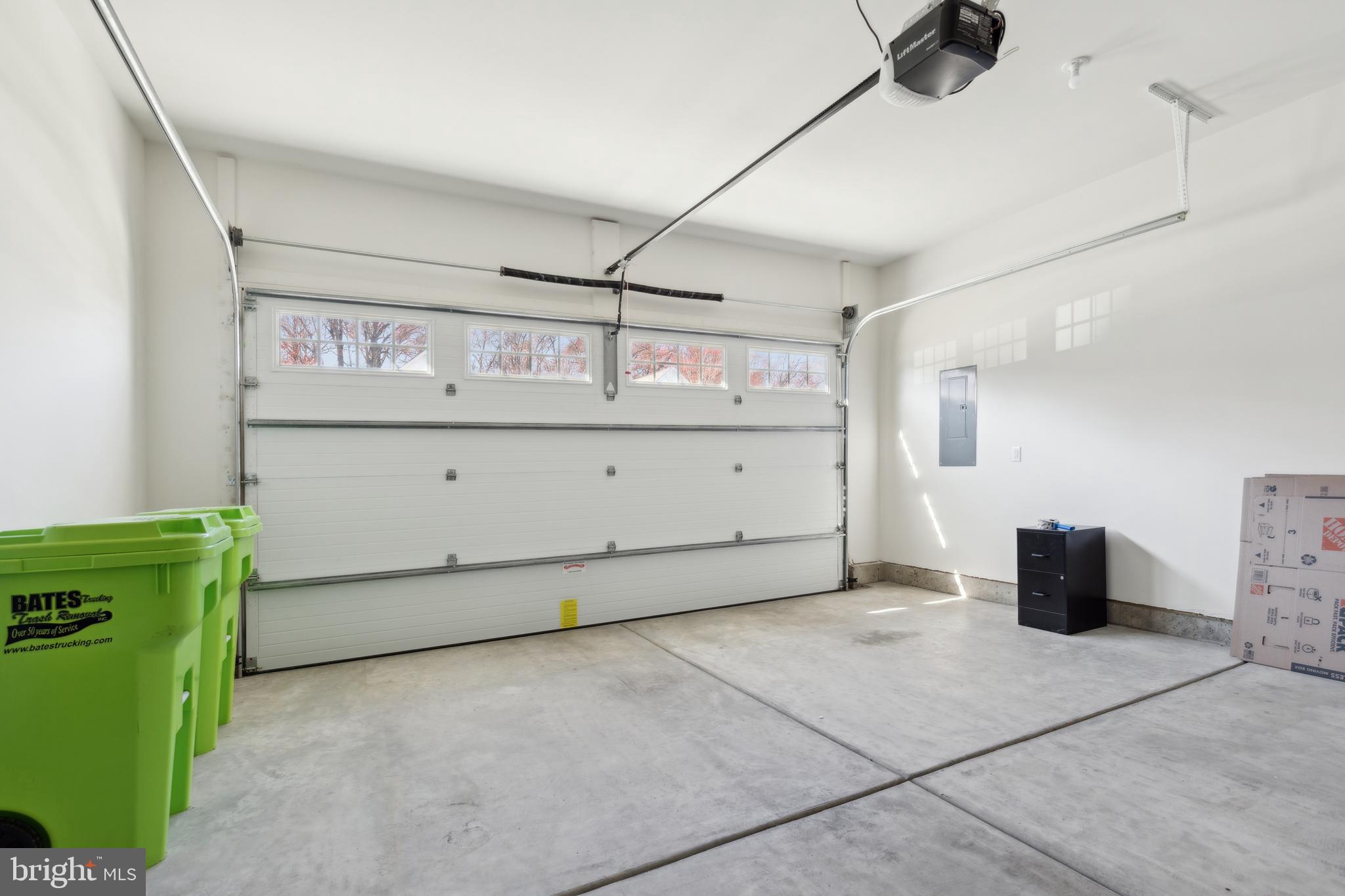 BAY BRIDGE COVE - Residential