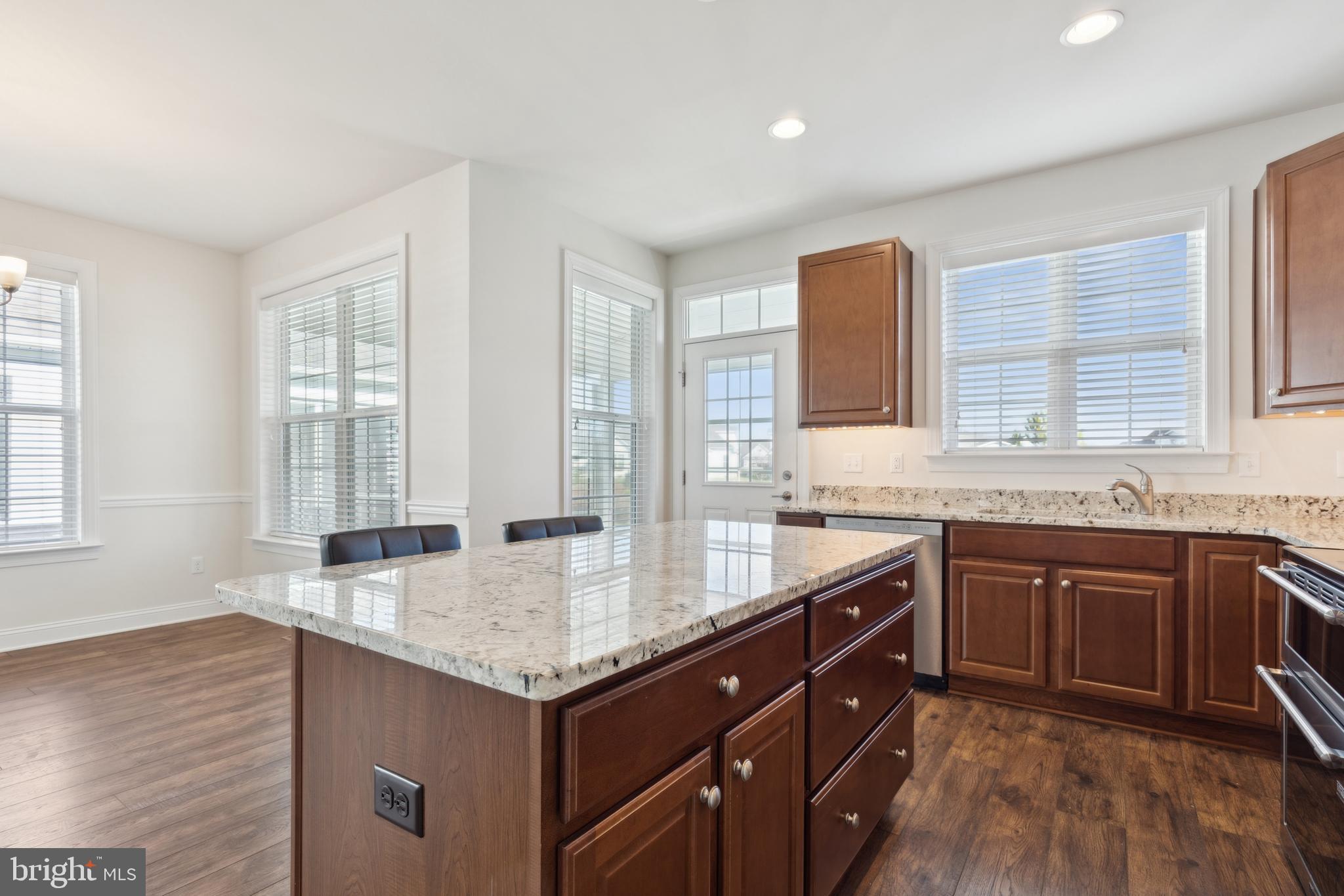 BAY BRIDGE COVE - Residential