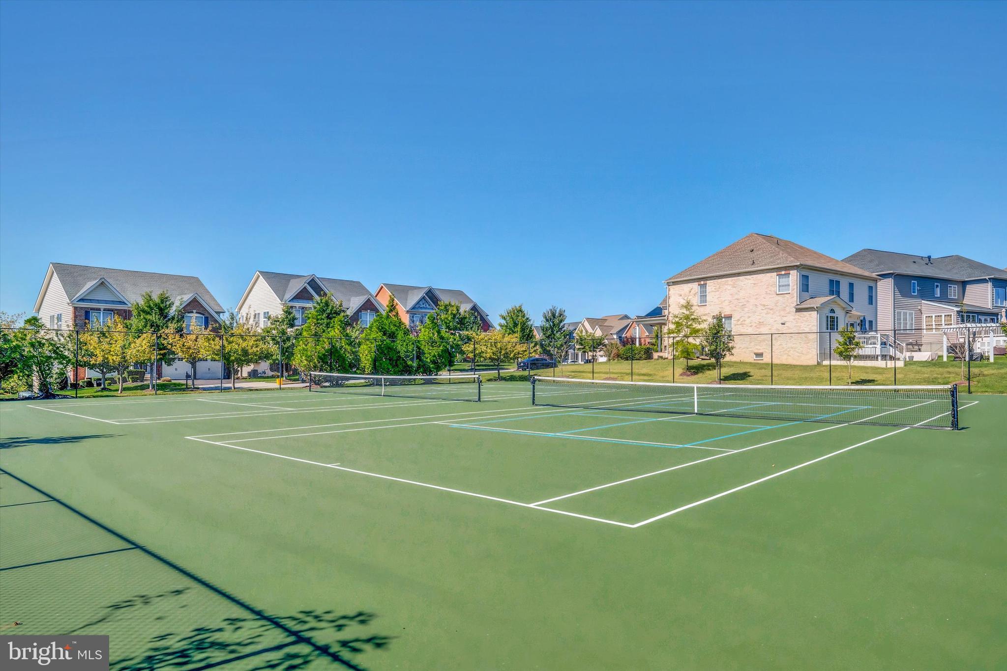 MARLBORO RIDGE - Residential