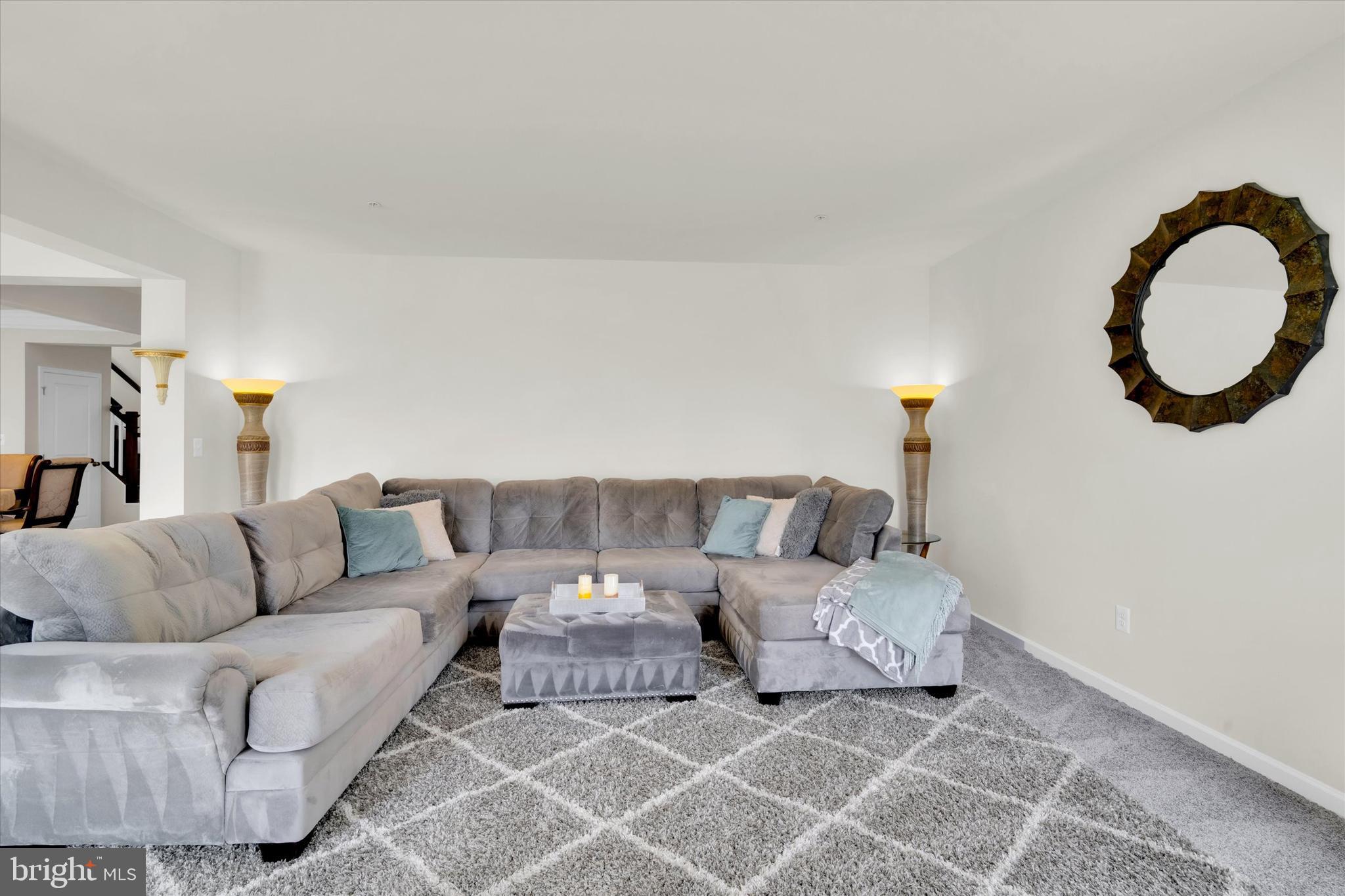 MARLBORO RIDGE - Residential