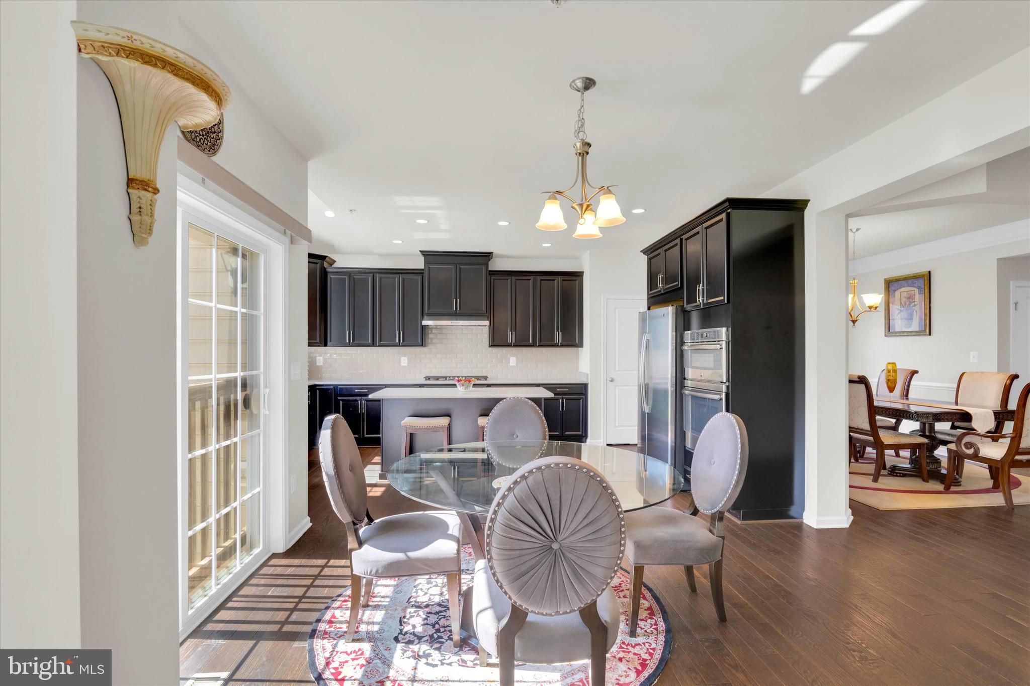 MARLBORO RIDGE - Residential