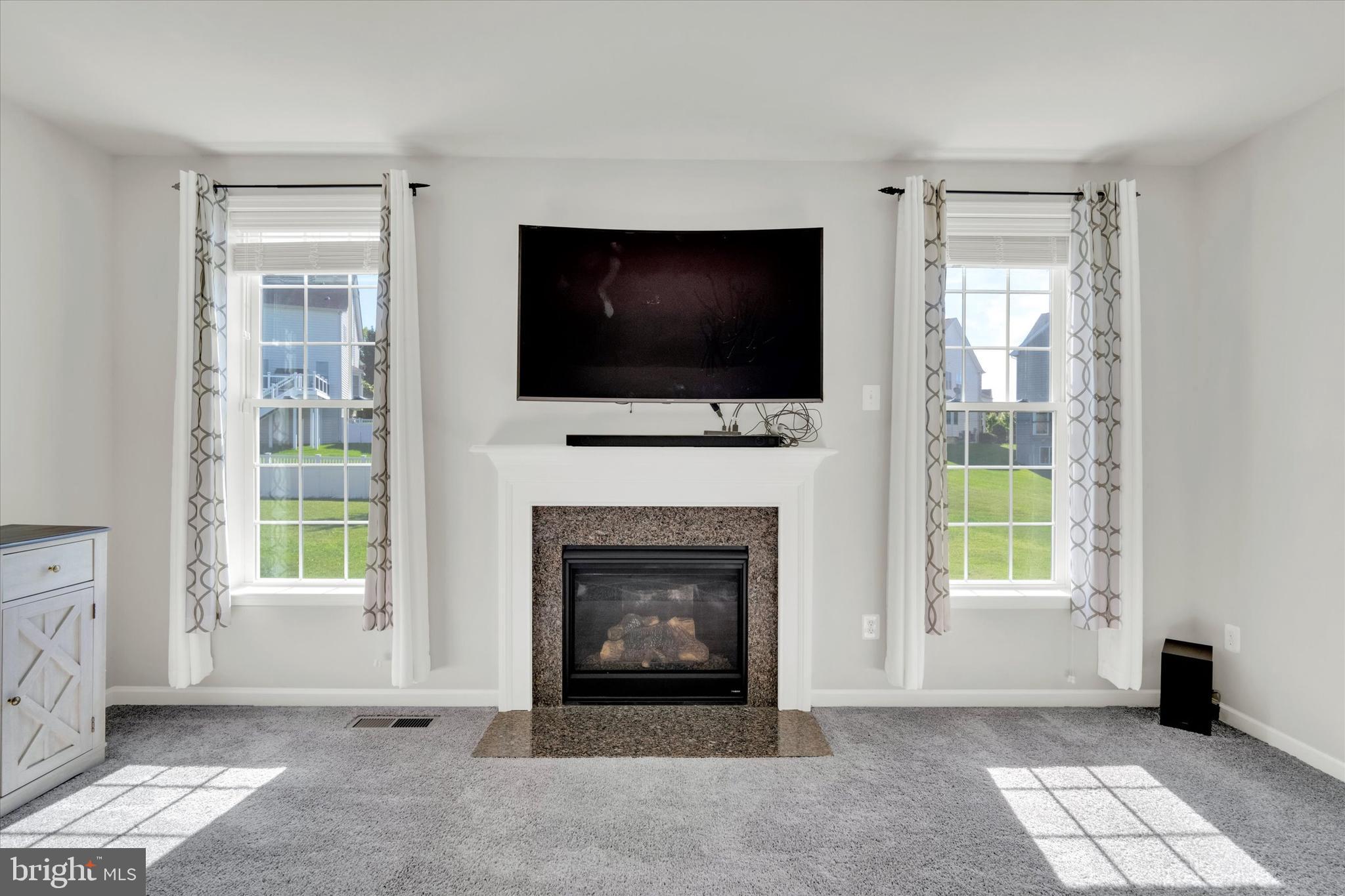 MARLBORO RIDGE - Residential