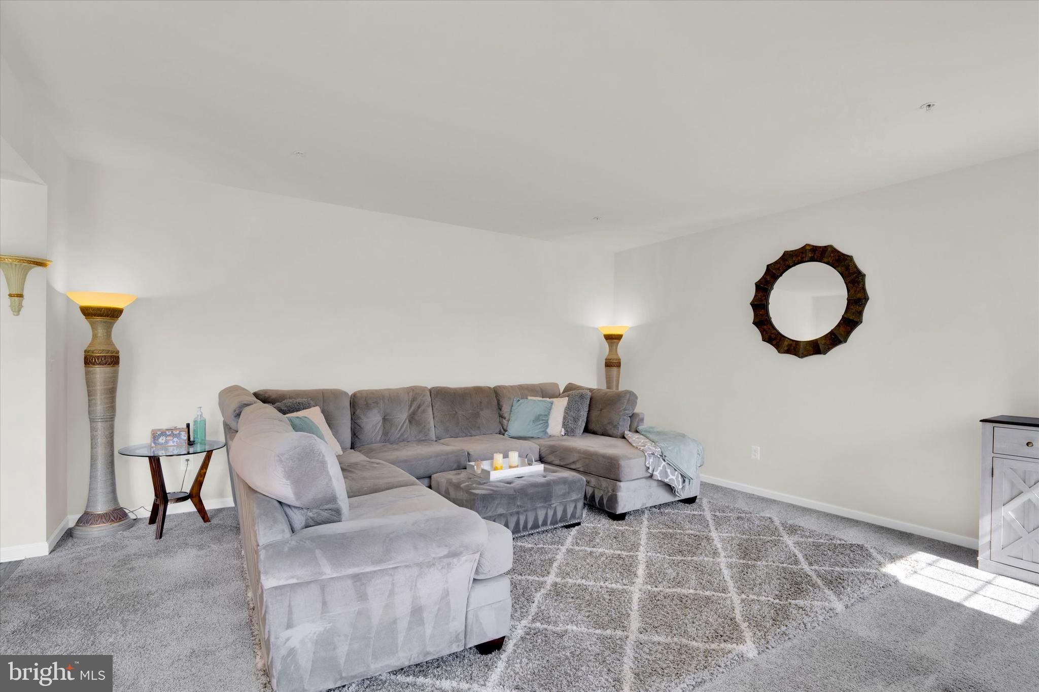 MARLBORO RIDGE - Residential