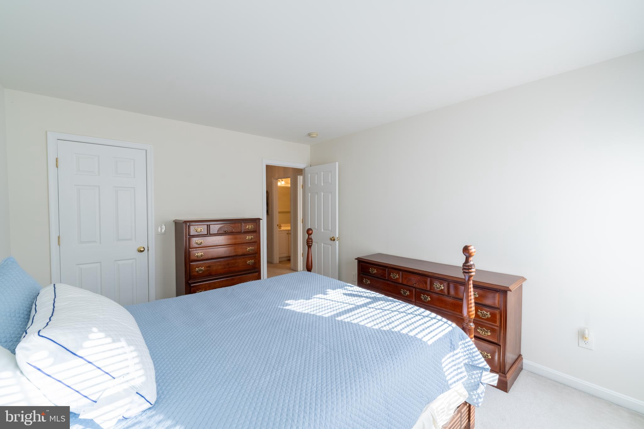 PENNS MANOR - Residential