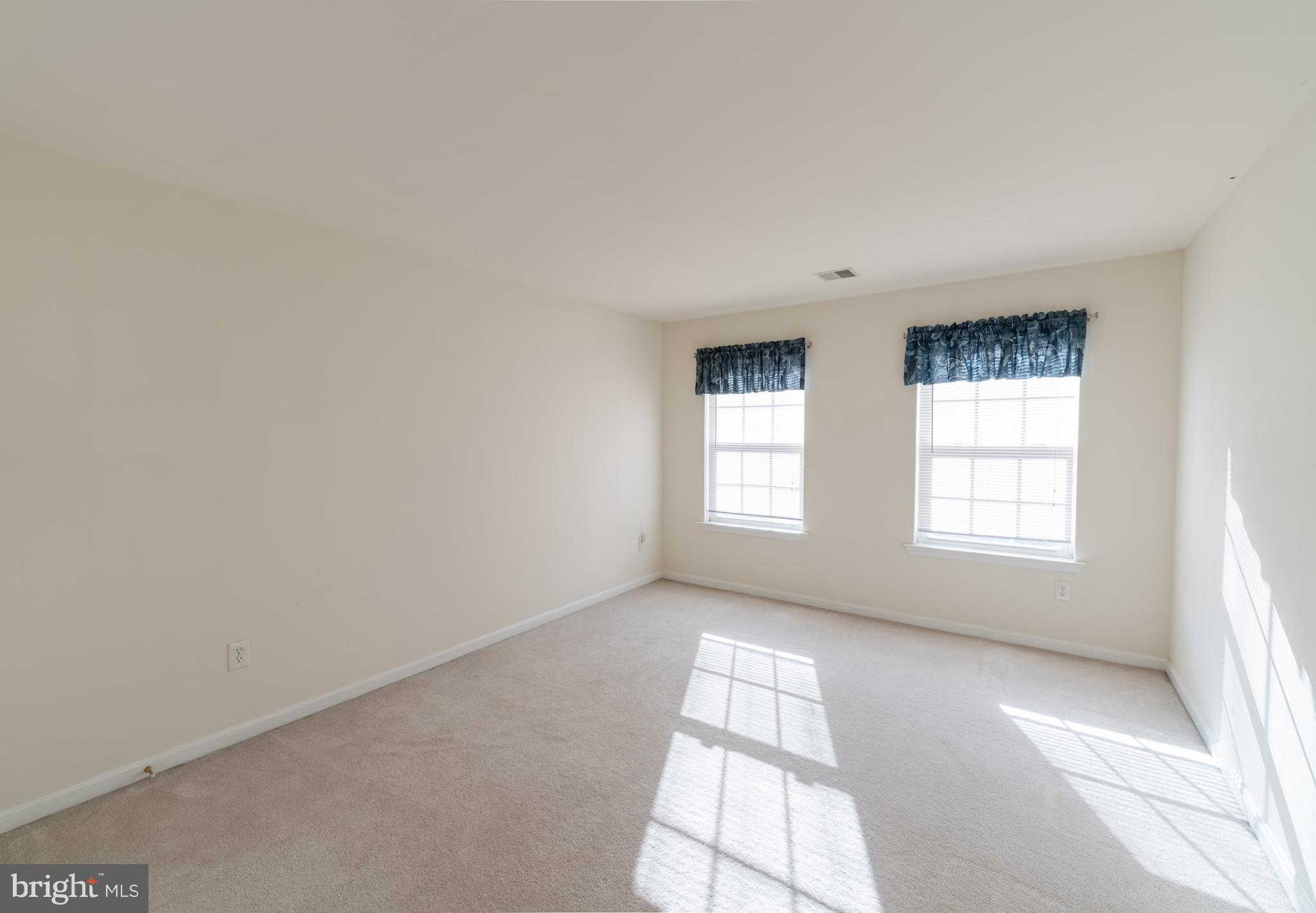 PENNS MANOR - Residential