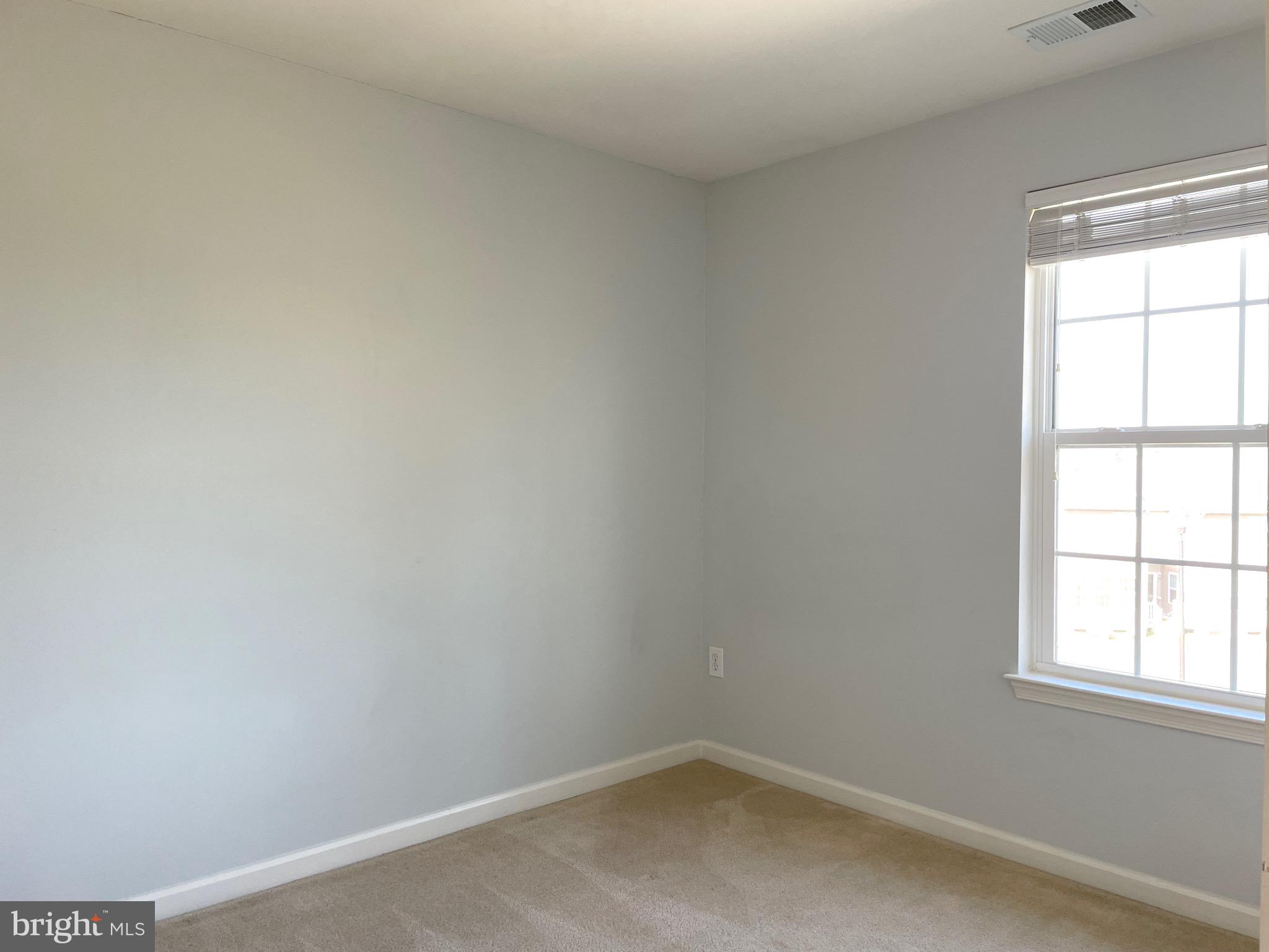 CHAMBERS HILL COMMONS - Residential Lease