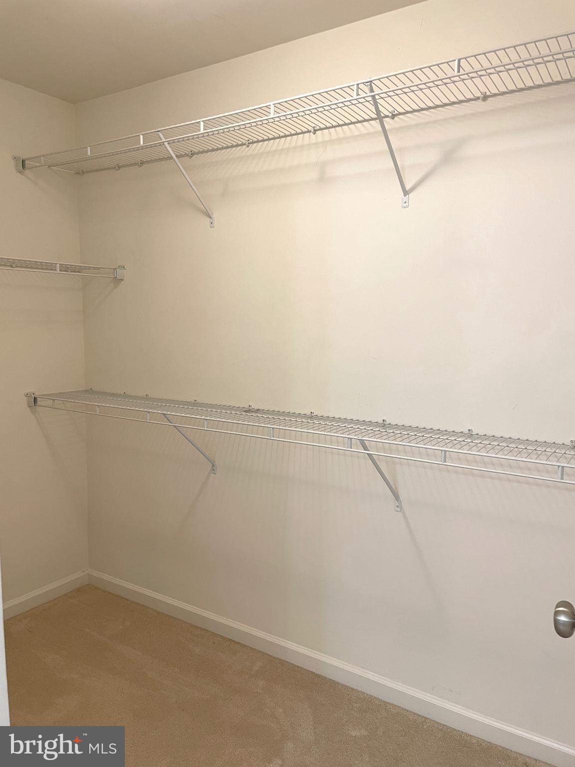 CHAMBERS HILL COMMONS - Residential Lease